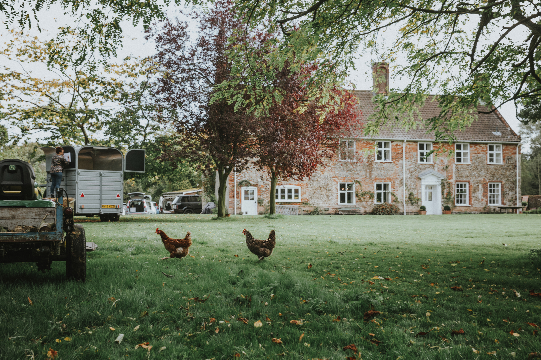 Norfolk_Wedding_Esther_Wild_Little_Horse_Box_IMG_1875.jpg