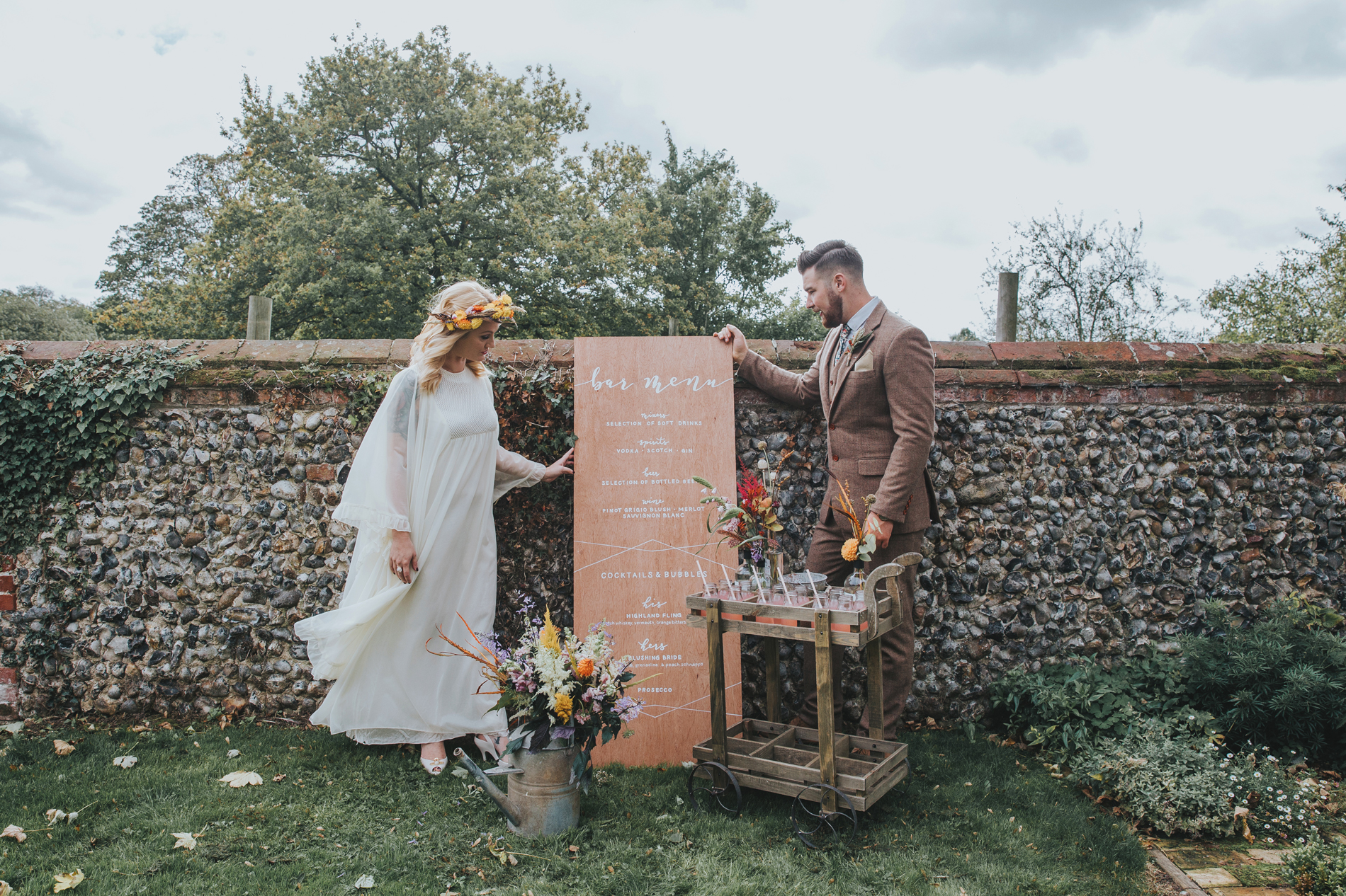 Norfolk_Wedding_Esther_Wild_Little_Horse_Box_IMG_2283.jpg