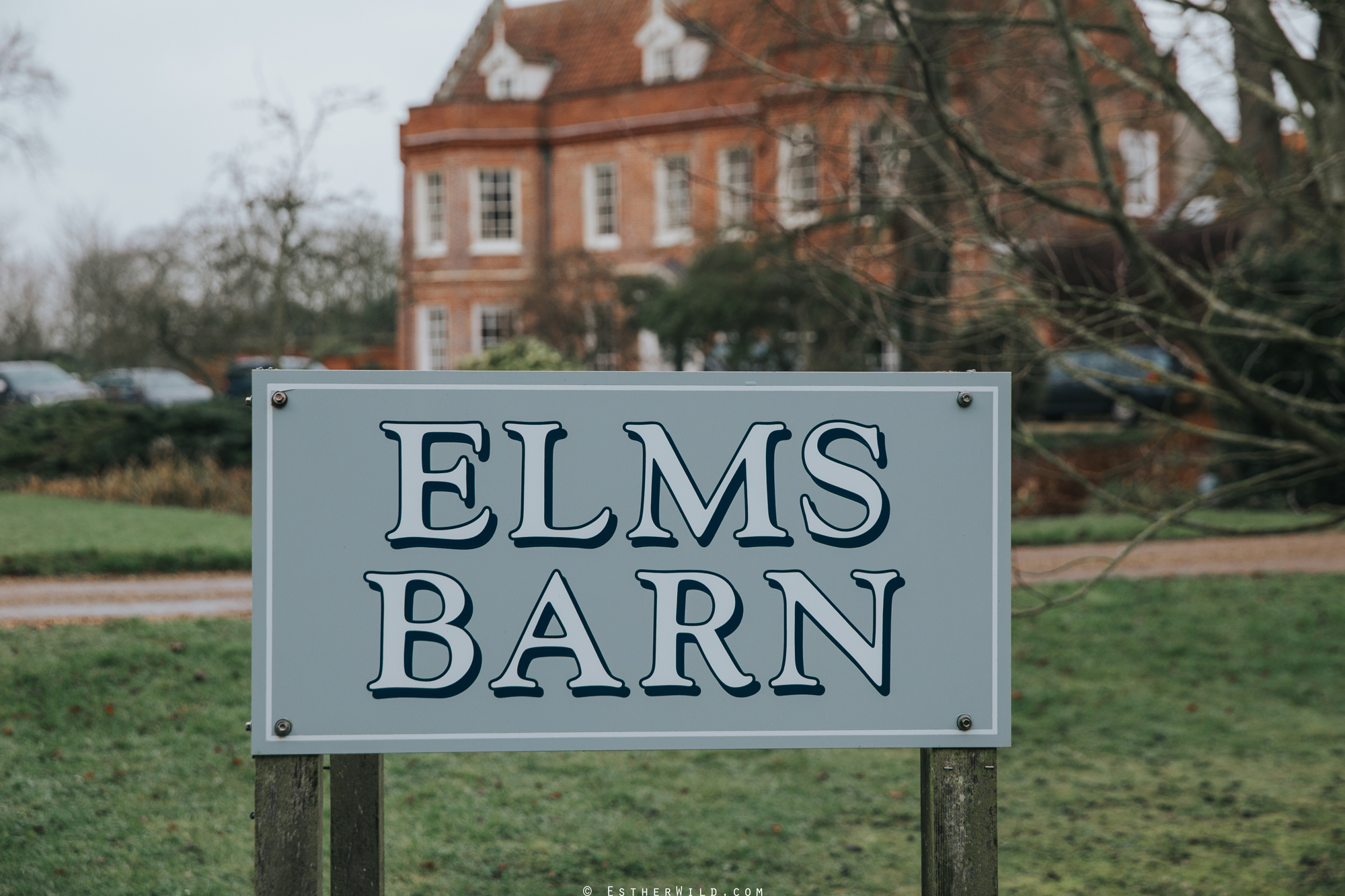 Elms_Barn_Weddings_Suffolk_Photographer_Copyright_Esther_Wild_IMG_0068.jpg