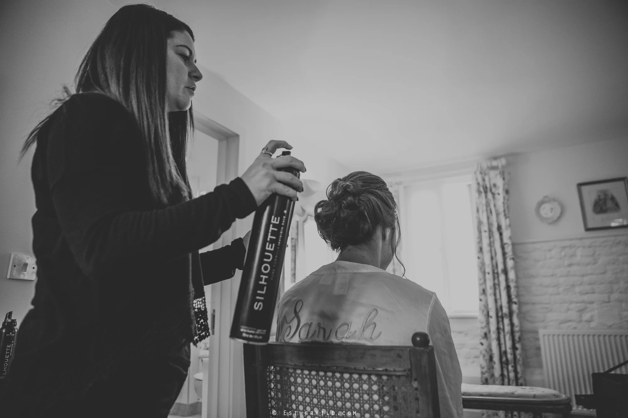 Elms_Barn_Weddings_Suffolk_Photographer_Copyright_Esther_Wild_IMG_0419-2.jpg