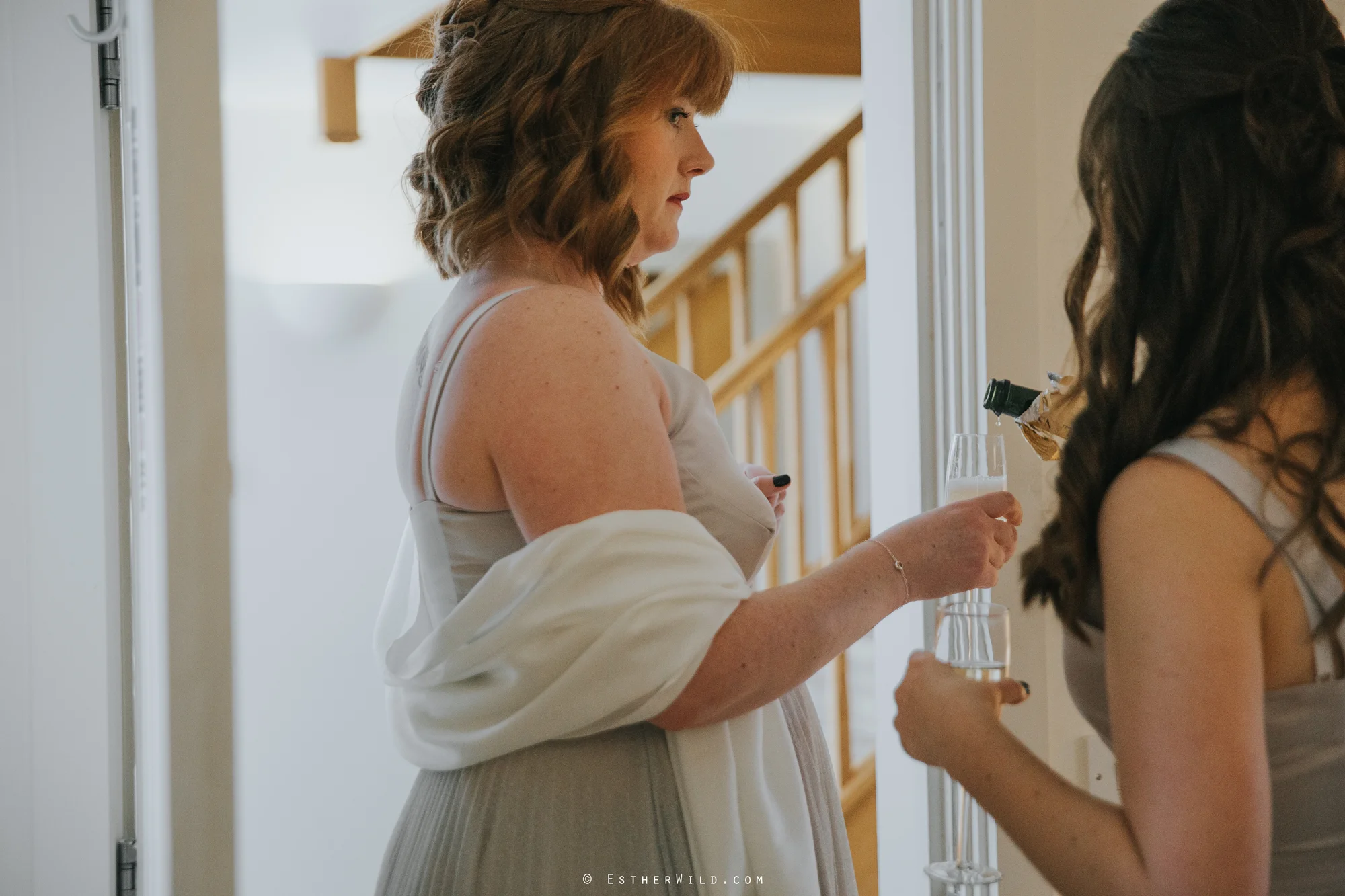 Elms_Barn_Weddings_Suffolk_Photographer_Copyright_Esther_Wild_IMG_0595.jpg
