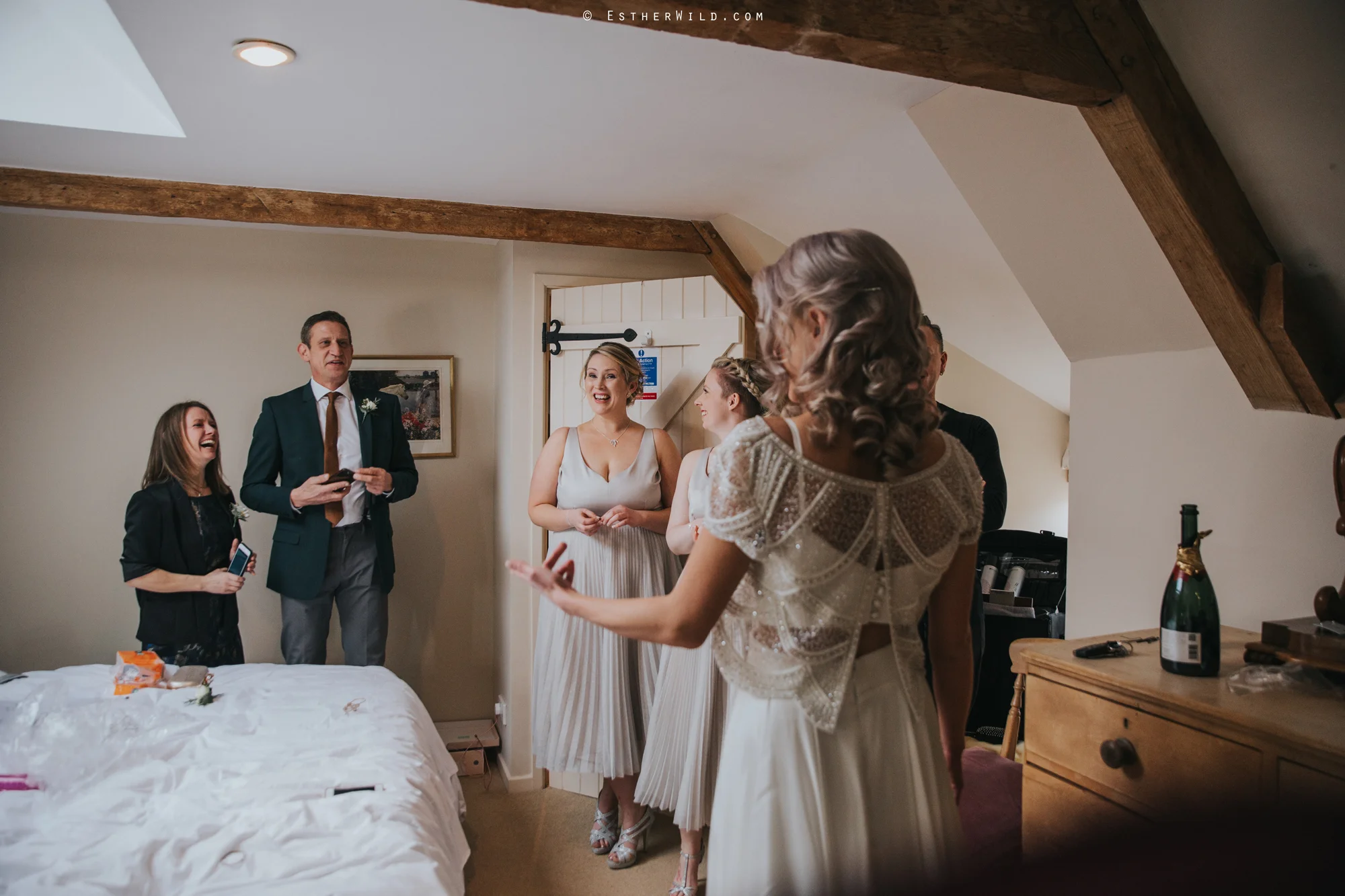 Elms_Barn_Weddings_Suffolk_Photographer_Copyright_Esther_Wild_IMG_0943.jpg