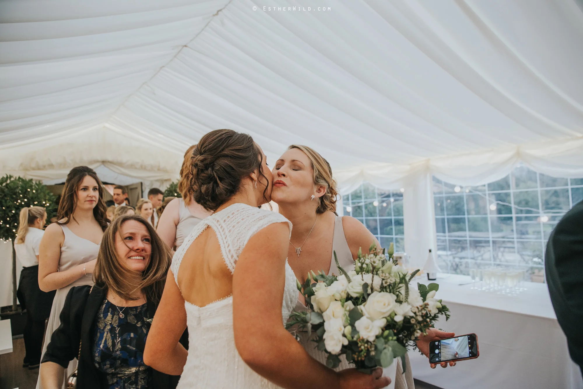 Elms_Barn_Weddings_Suffolk_Photographer_Copyright_Esther_Wild_IMG_1435.jpg
