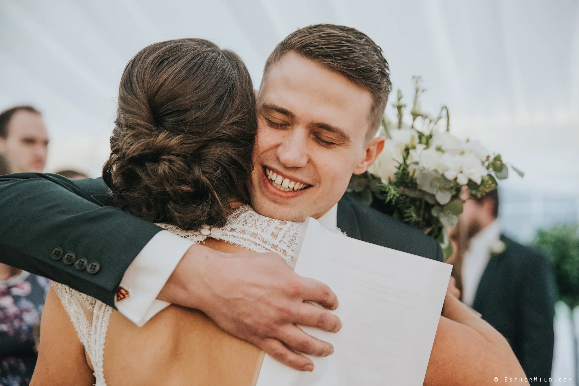 Elms_Barn_Weddings_Suffolk_Photographer_Copyright_Esther_Wild_IMG_1454.jpg