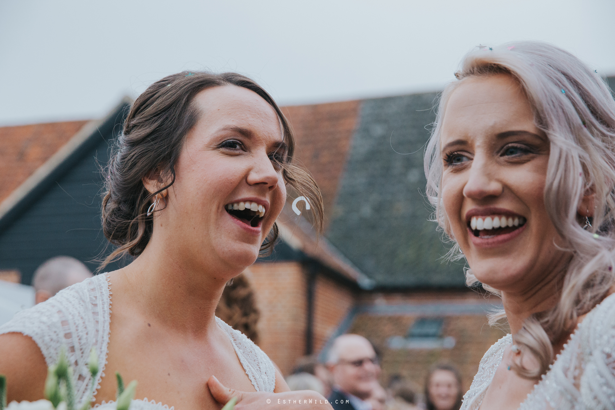 Elms_Barn_Weddings_Suffolk_Photographer_Copyright_Esther_Wild_IMG_1524.jpg