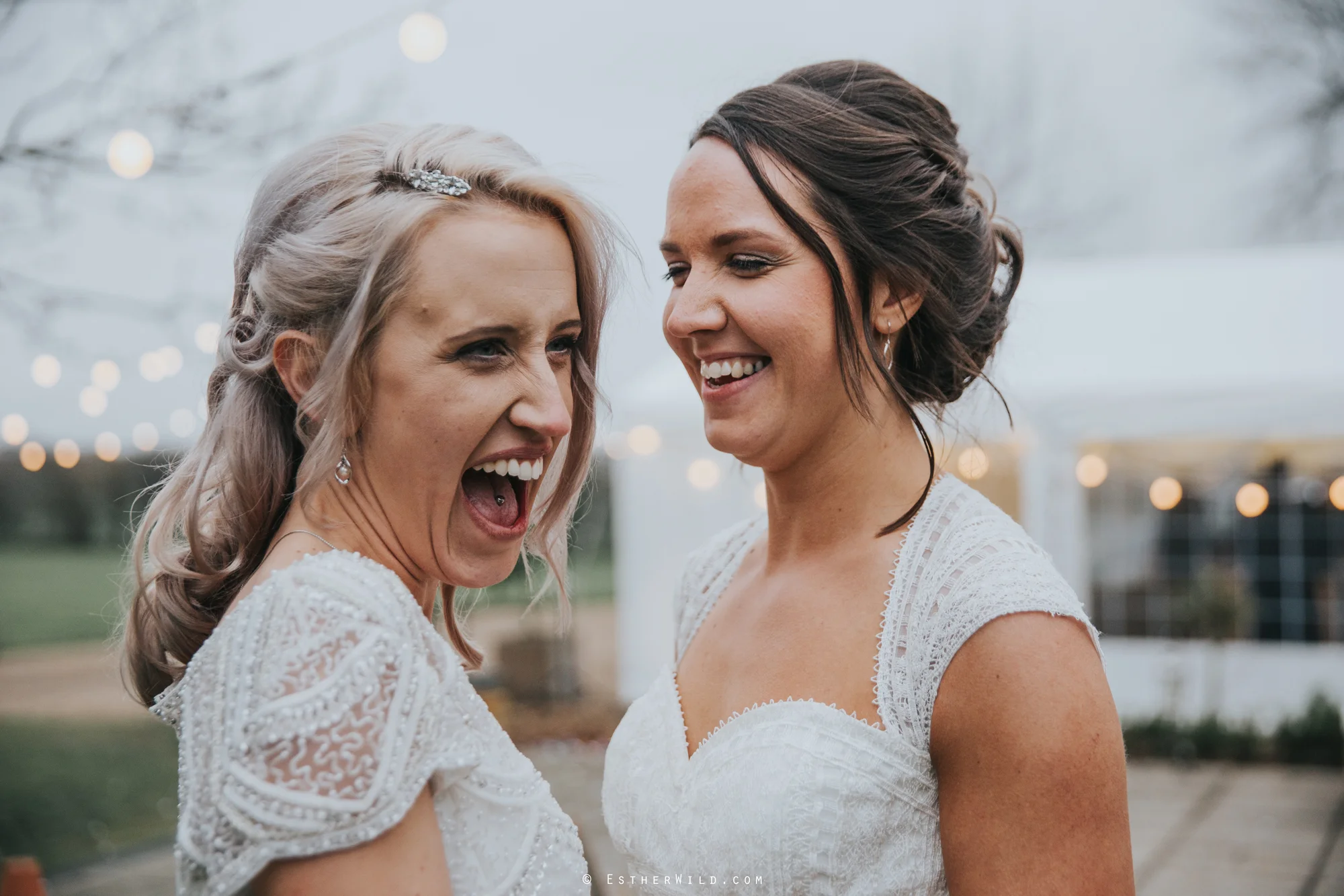 Elms_Barn_Weddings_Suffolk_Photographer_Copyright_Esther_Wild_IMG_2184.jpg