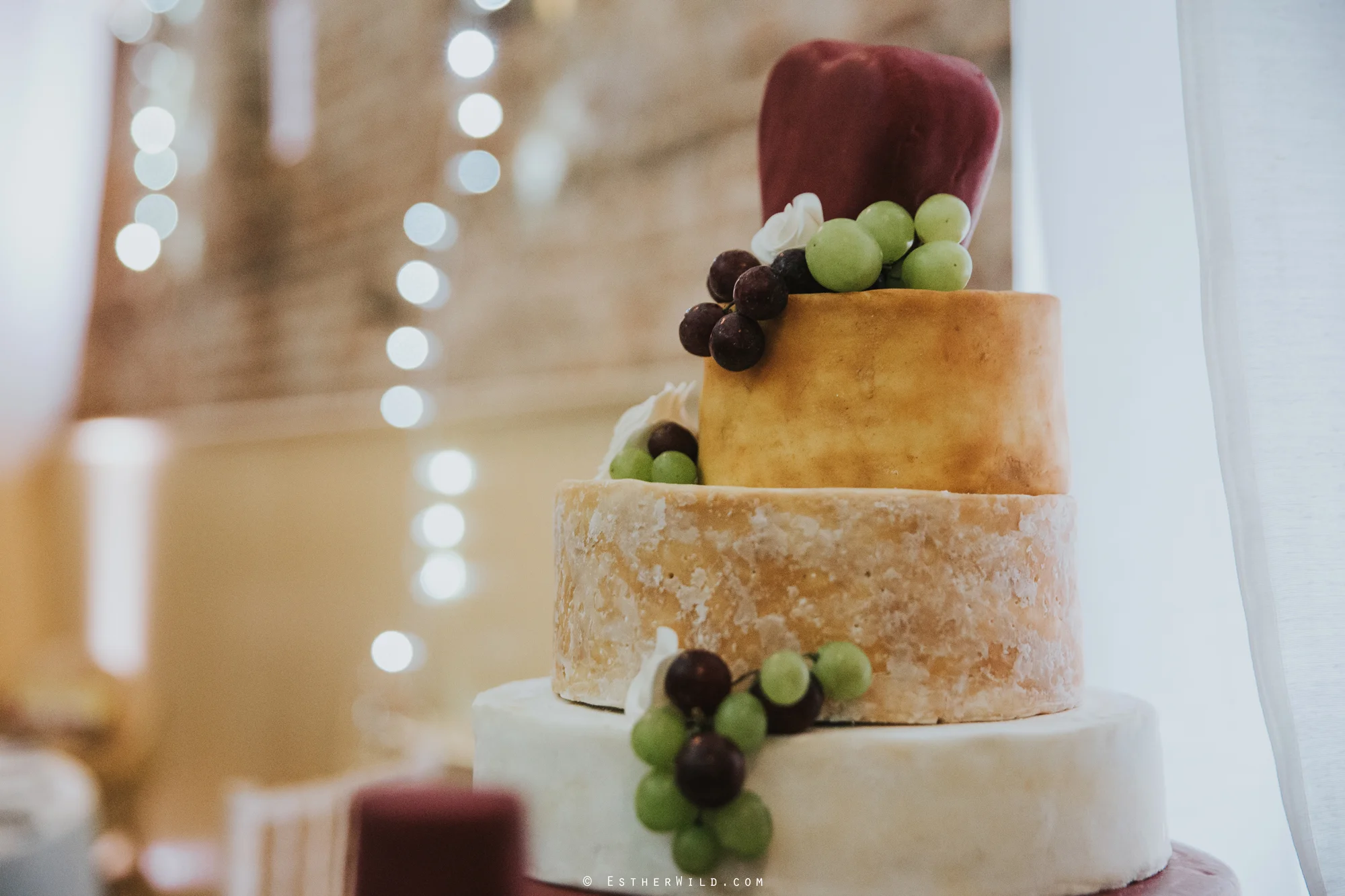 Elms_Barn_Weddings_Suffolk_Photographer_Copyright_Esther_Wild_IMG_2291.jpg