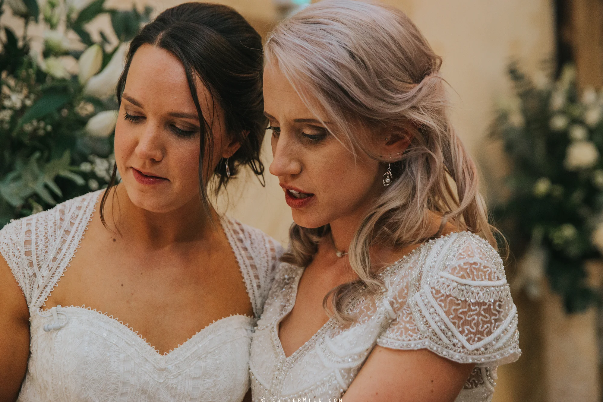 Elms_Barn_Weddings_Suffolk_Photographer_Copyright_Esther_Wild_IMG_2440.jpg