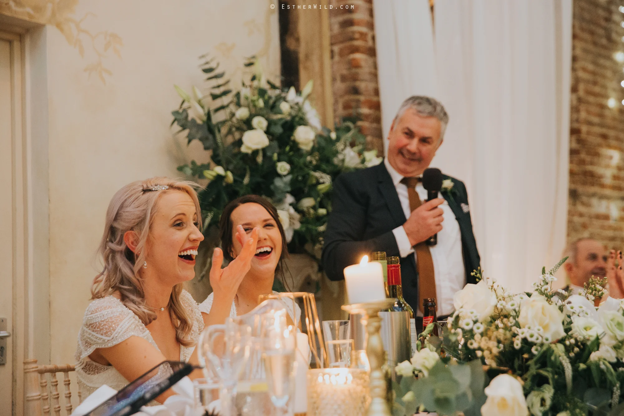 Elms_Barn_Weddings_Suffolk_Photographer_Copyright_Esther_Wild_IMG_2511.jpg