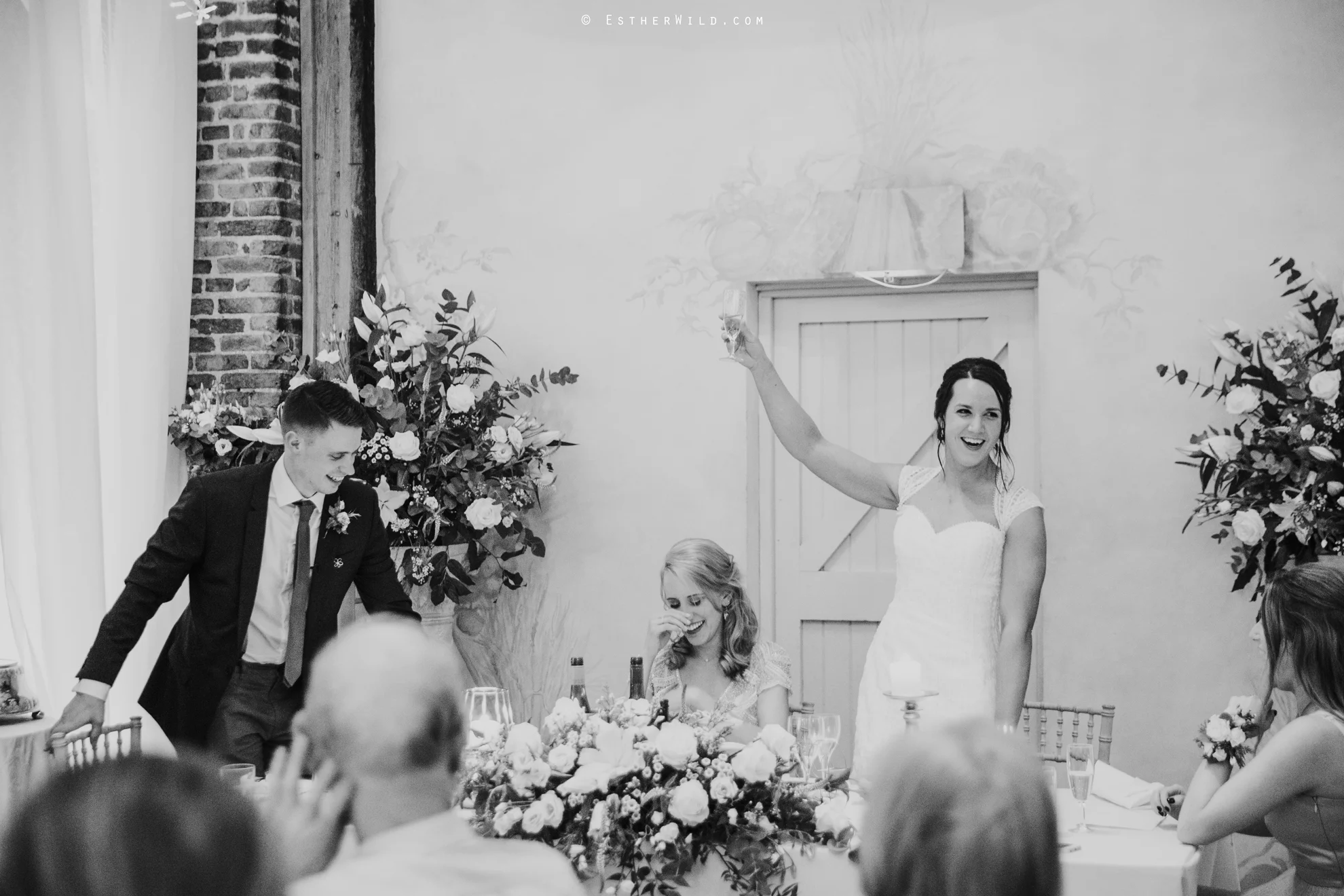 Elms_Barn_Weddings_Suffolk_Photographer_Copyright_Esther_Wild_IMG_2942-2.jpg