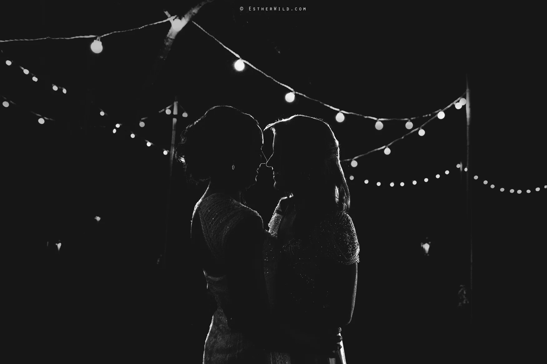 Elms_Barn_Weddings_Suffolk_Photographer_Copyright_Esther_Wild_IMG_3204-3.jpg