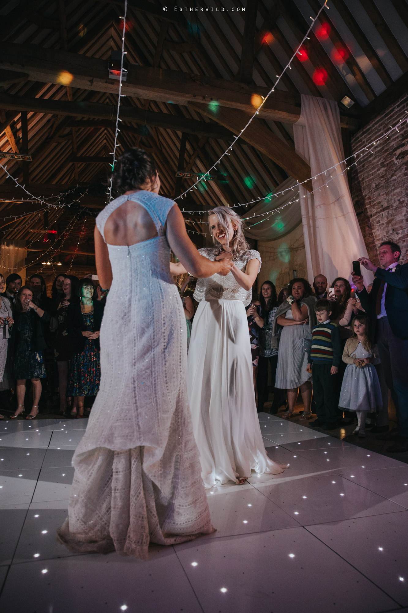 Elms_Barn_Weddings_Suffolk_Photographer_Copyright_Esther_Wild_IMG_3381.jpg