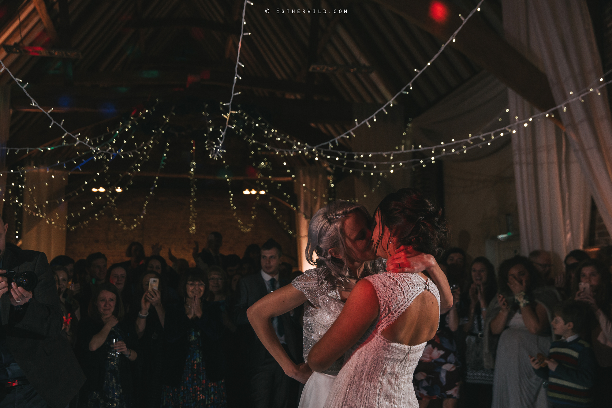 Elms_Barn_Weddings_Suffolk_Photographer_Copyright_Esther_Wild_IMG_3468.jpg