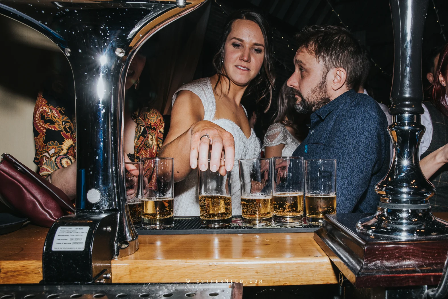 Elms_Barn_Weddings_Suffolk_Photographer_Copyright_Esther_Wild_IMG_3717.jpg