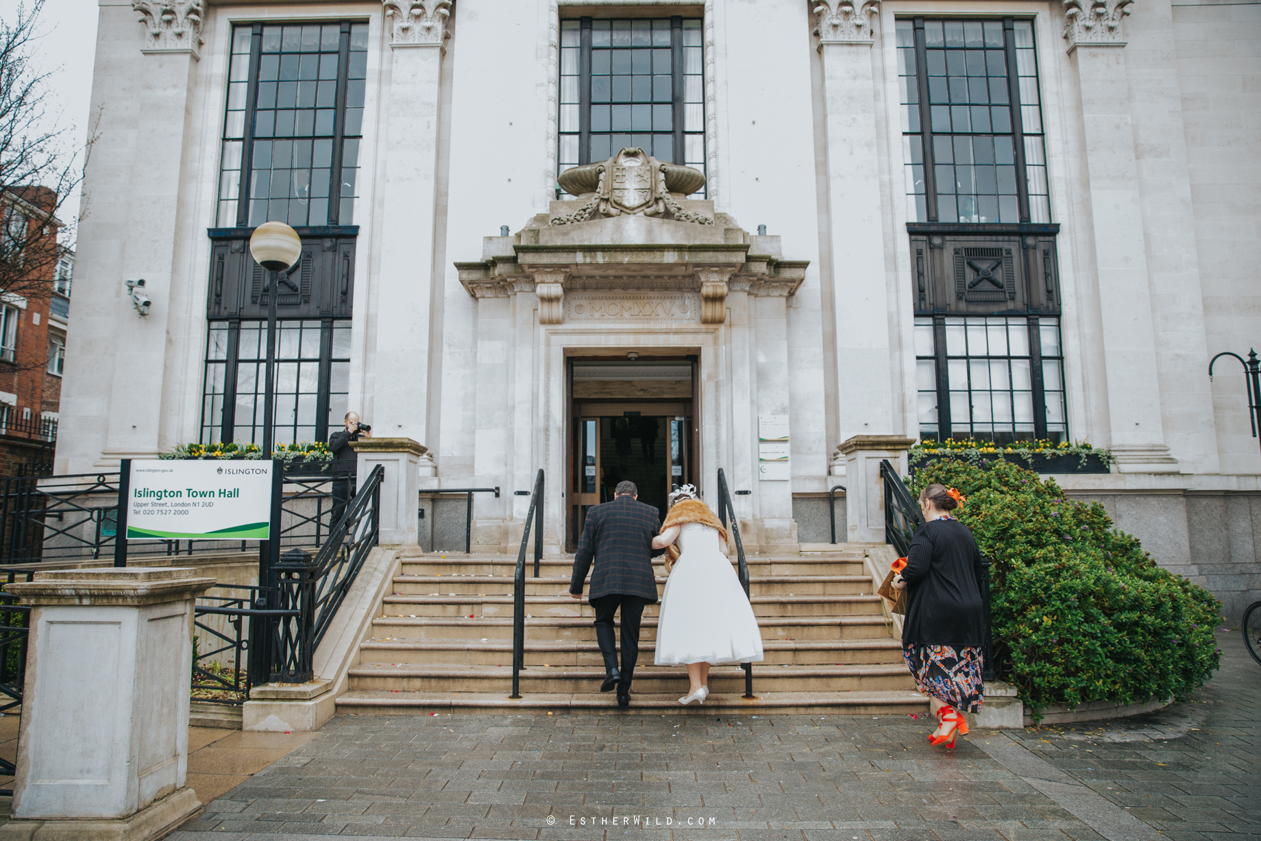 Islington_Town_Hall_Assembly_Hall_Council_Chamber_The_Star_Pub_London_Sacred_Wedding_Copyright_Esther_Wild_Photographer_IMG_0145.jpg