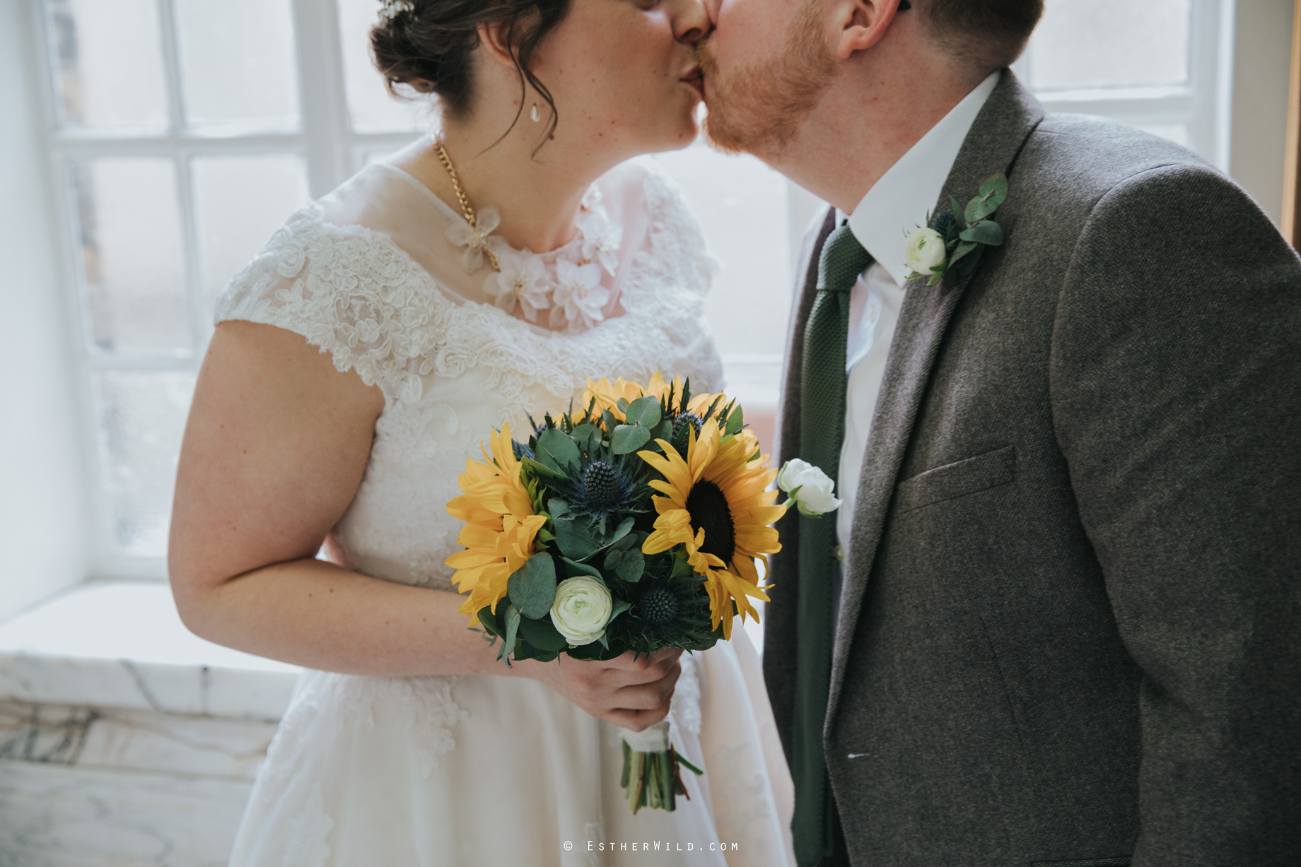 Islington_Town_Hall_Assembly_Hall_Council_Chamber_The_Star_Pub_London_Sacred_Wedding_Copyright_Esther_Wild_Photographer_IMG_0538.jpg