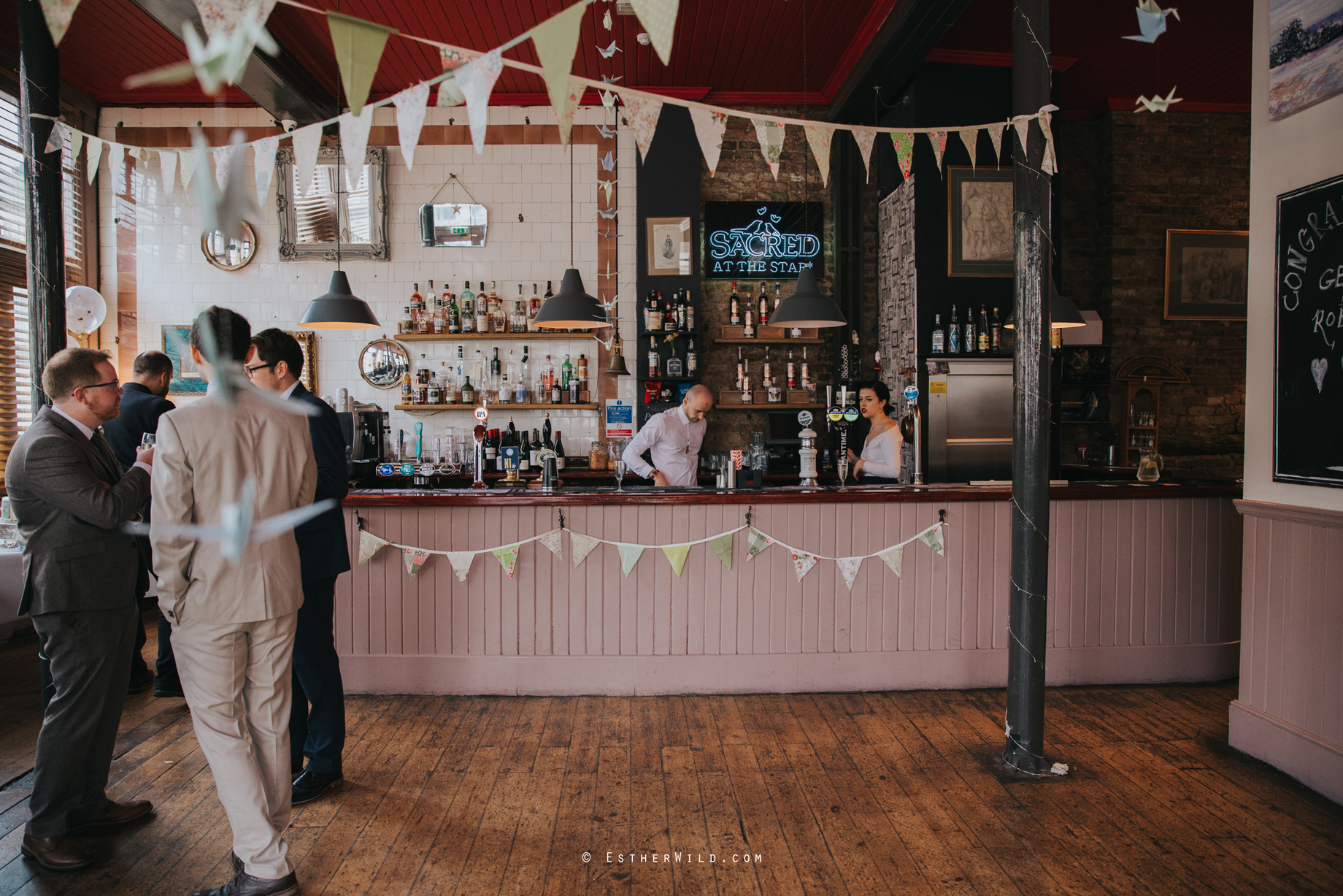 Islington_Town_Hall_Assembly_Hall_Council_Chamber_The_Star_Pub_London_Sacred_Wedding_Copyright_Esther_Wild_Photographer_IMG_0932.jpg