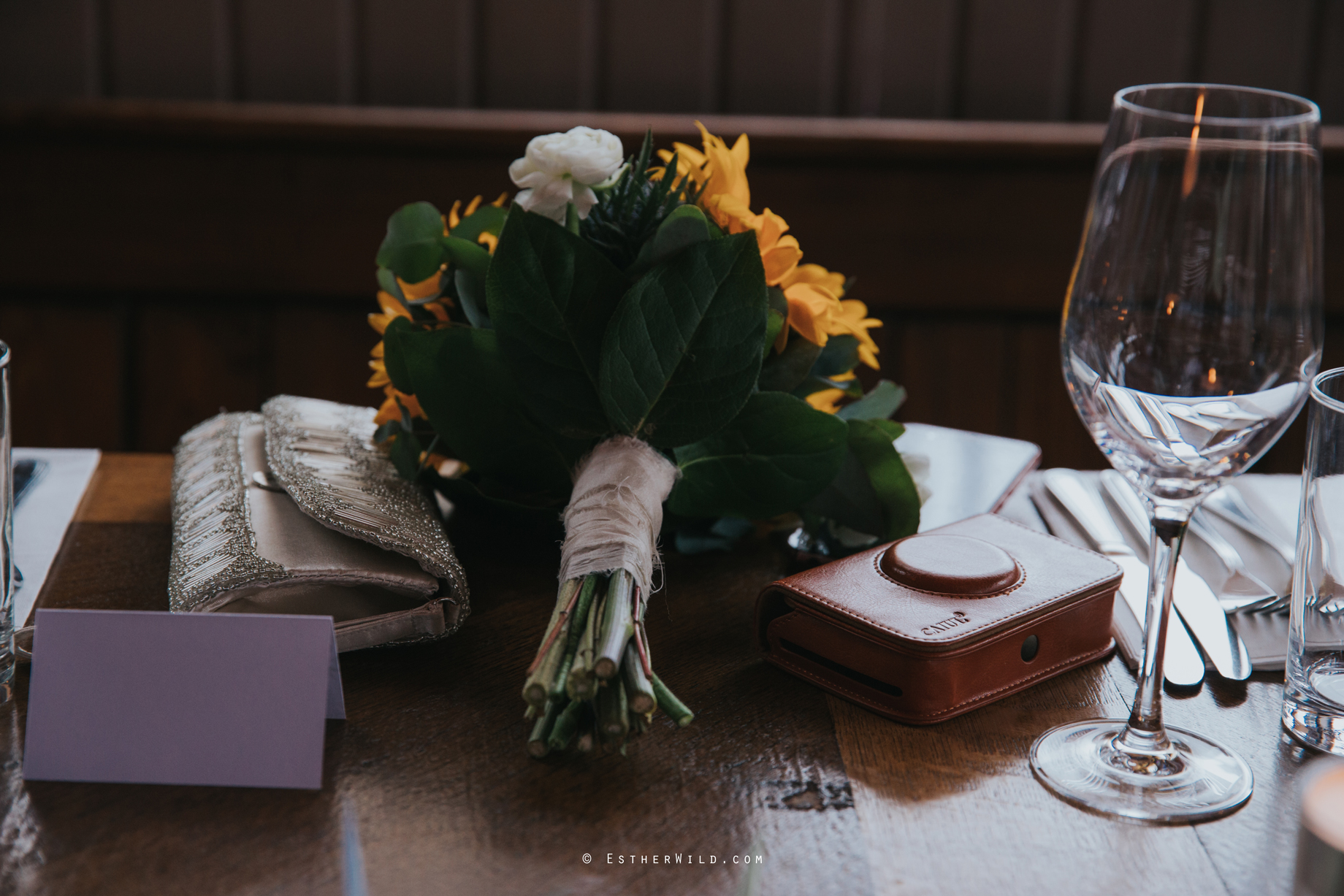 Islington_Town_Hall_Assembly_Hall_Council_Chamber_The_Star_Pub_London_Sacred_Wedding_Copyright_Esther_Wild_Photographer_IMG_1014.jpg