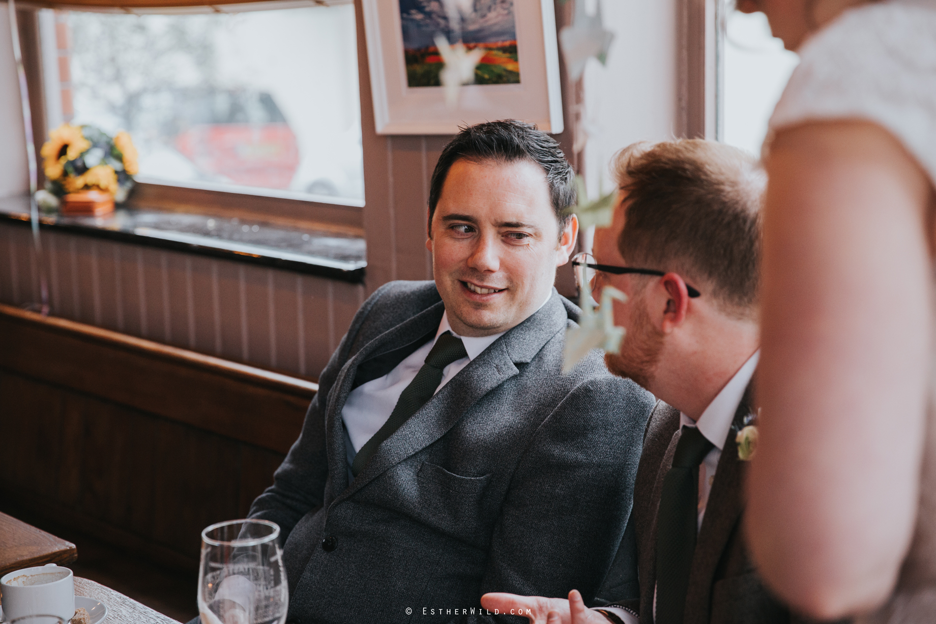 Islington_Town_Hall_Assembly_Hall_Council_Chamber_The_Star_Pub_London_Sacred_Wedding_Copyright_Esther_Wild_Photographer_IMG_1115.jpg