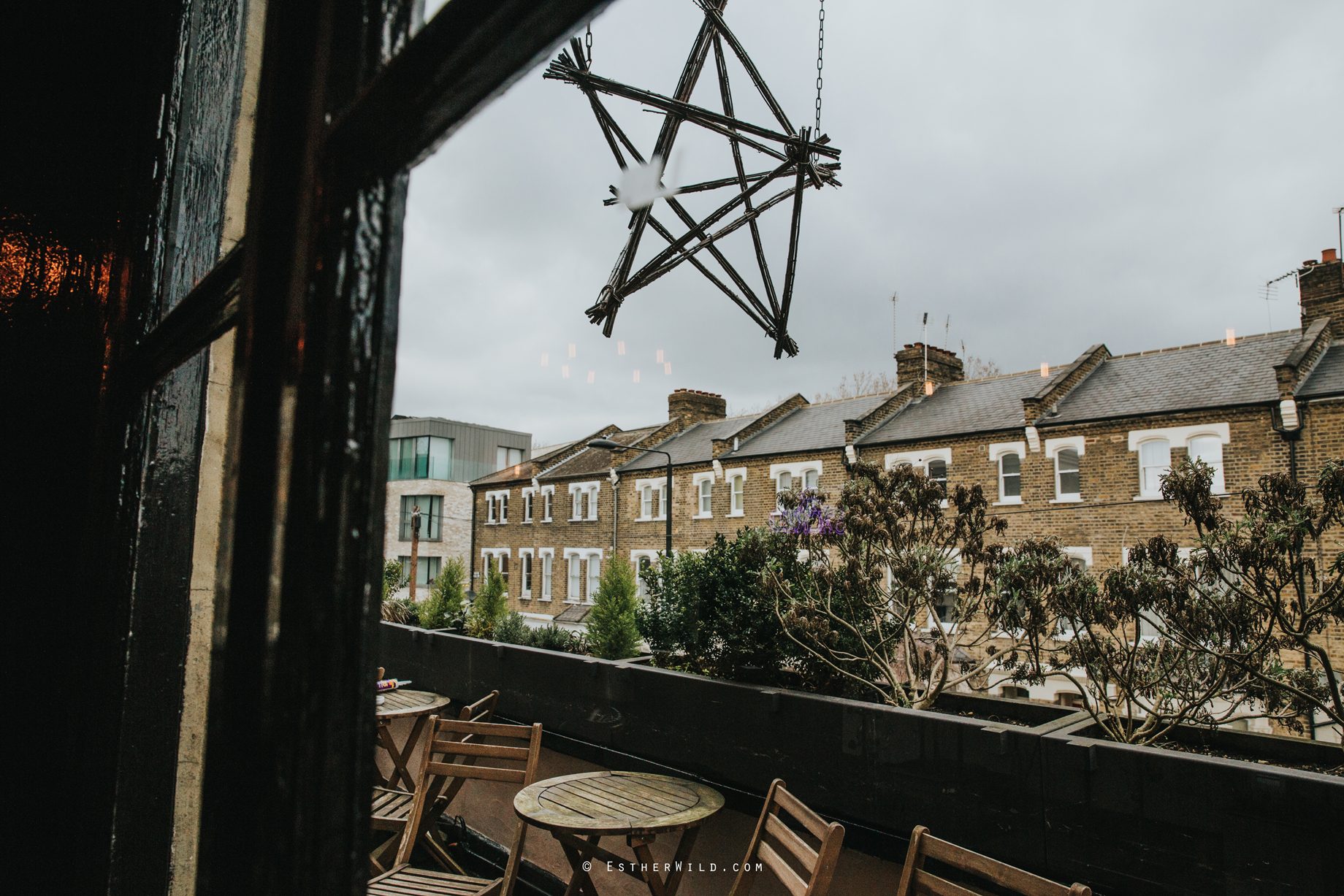 Islington_Town_Hall_Assembly_Hall_Council_Chamber_The_Star_Pub_London_Sacred_Wedding_Copyright_Esther_Wild_Photographer_IMG_1149.jpg