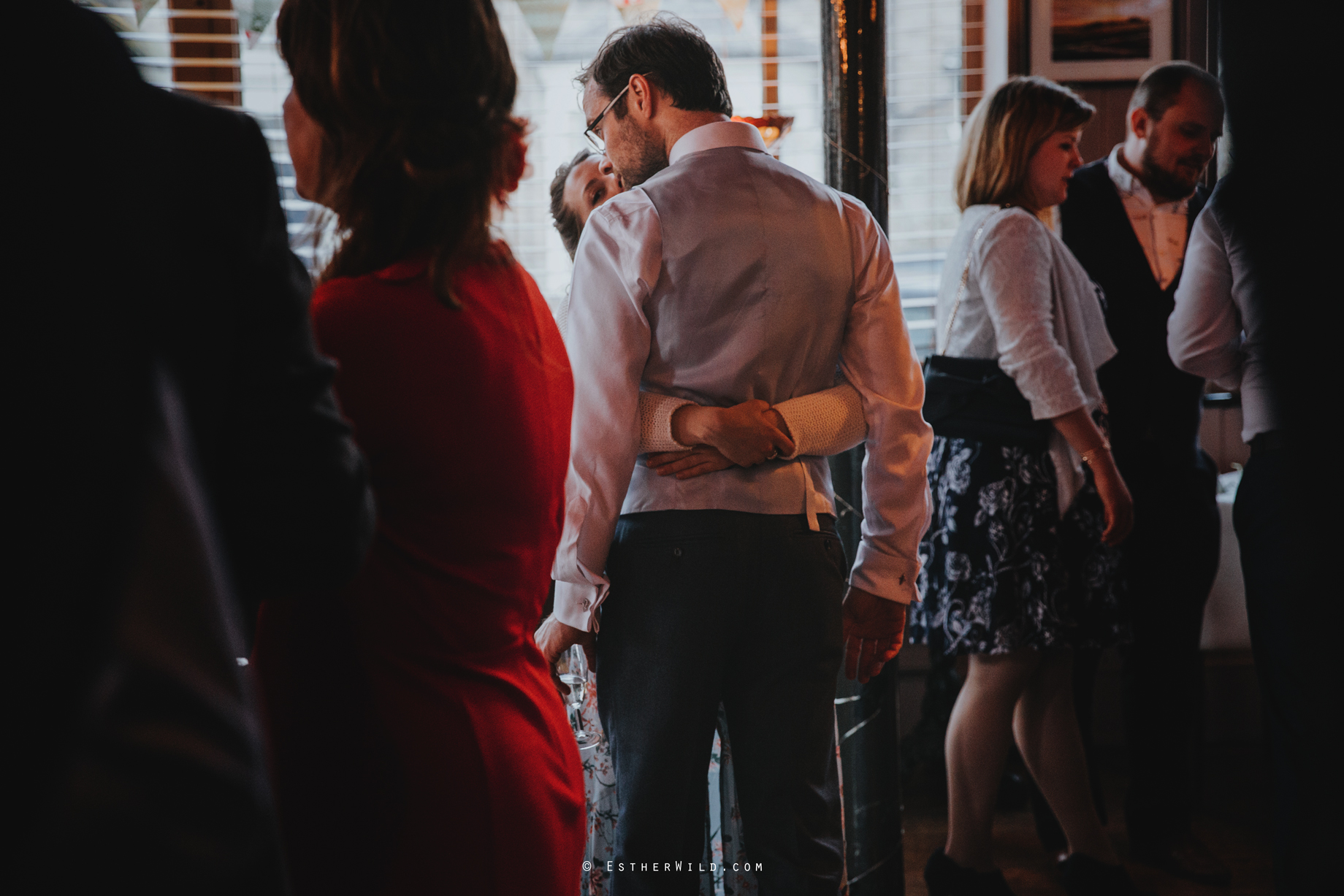 Islington_Town_Hall_Assembly_Hall_Council_Chamber_The_Star_Pub_London_Sacred_Wedding_Copyright_Esther_Wild_Photographer_IMG_1579.jpg