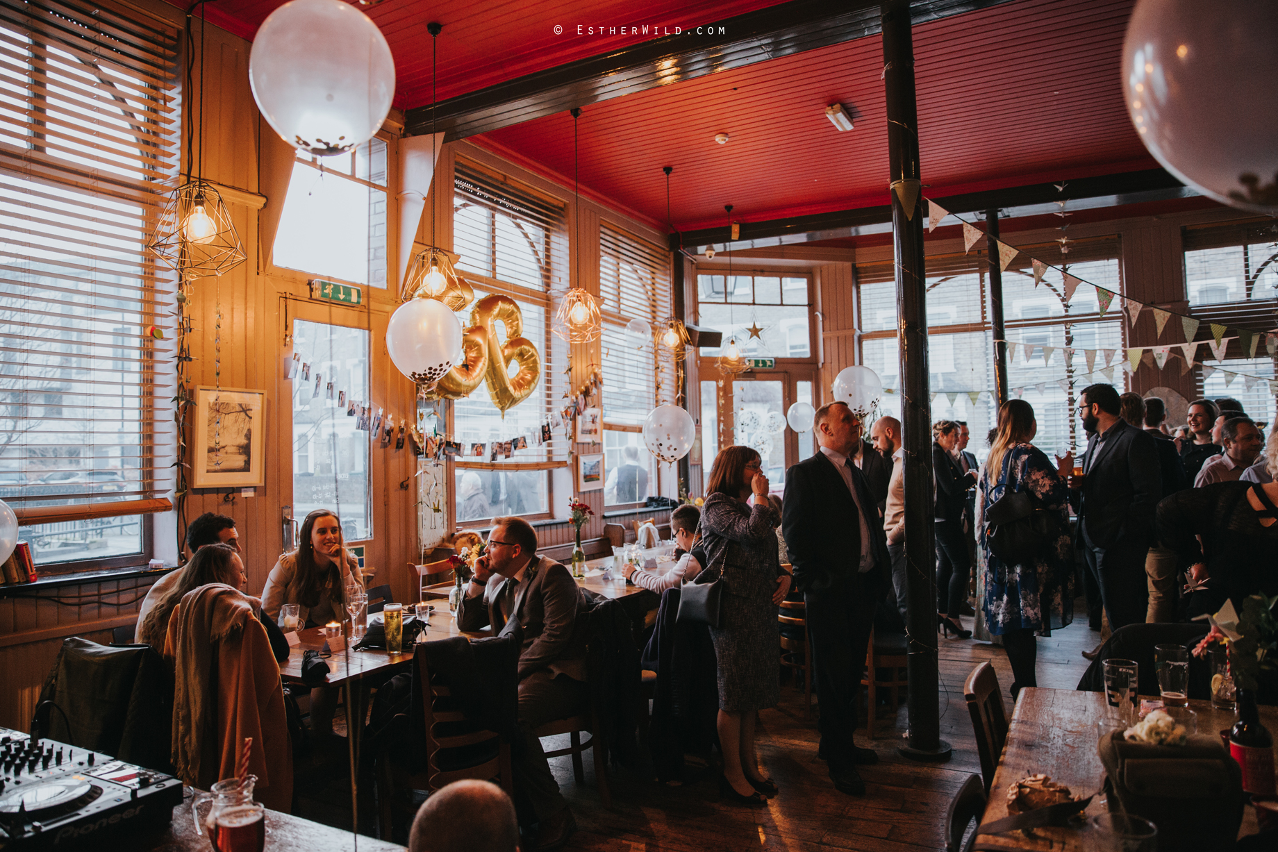 Islington_Town_Hall_Assembly_Hall_Council_Chamber_The_Star_Pub_London_Sacred_Wedding_Copyright_Esther_Wild_Photographer_IMG_1656.jpg