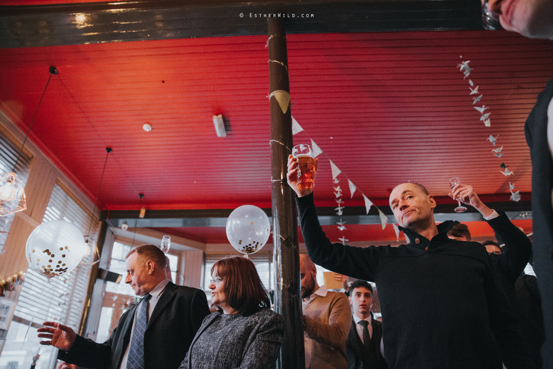 Islington_Town_Hall_Assembly_Hall_Council_Chamber_The_Star_Pub_London_Sacred_Wedding_Copyright_Esther_Wild_Photographer_IMG_1694.jpg