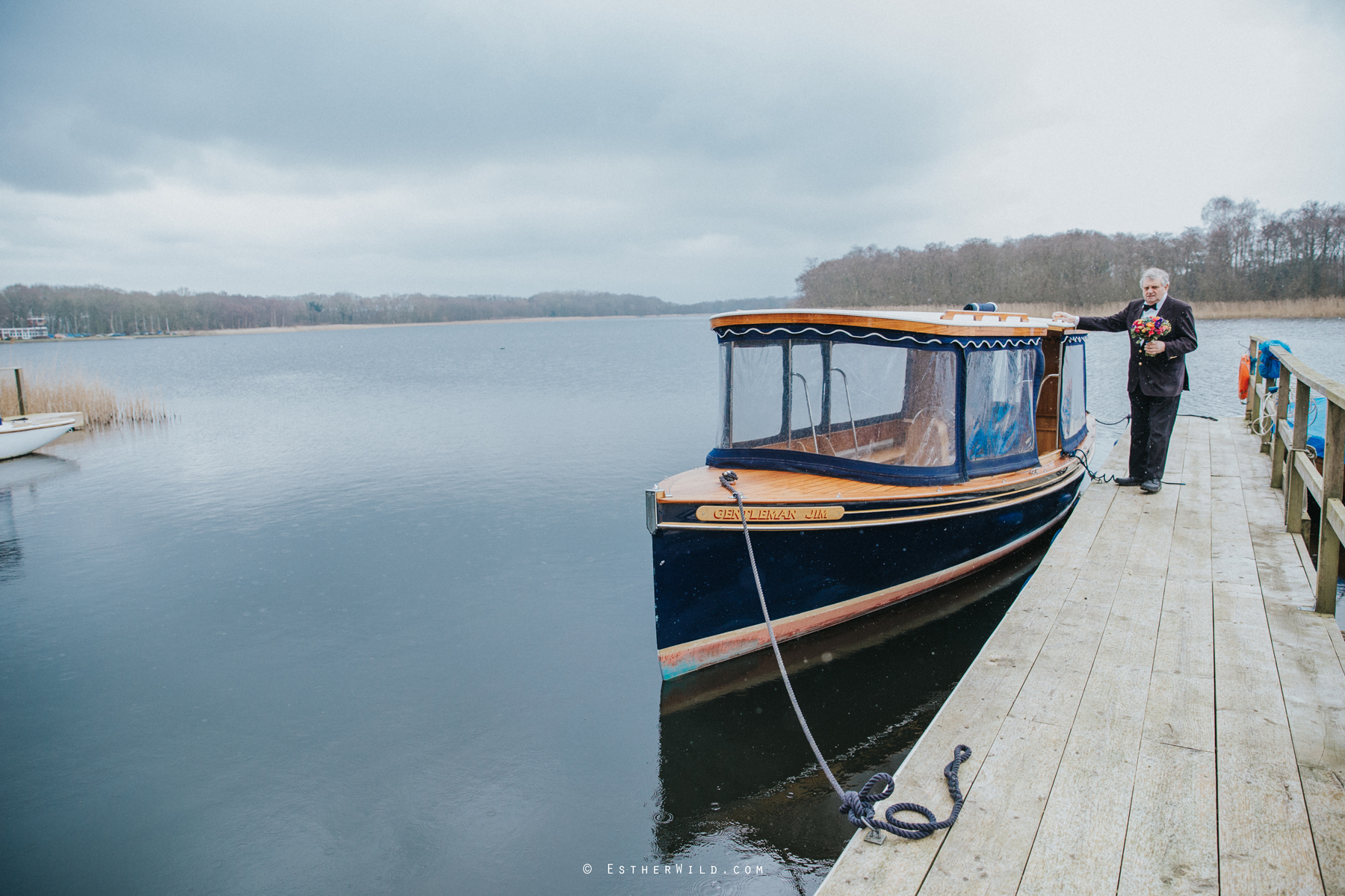 The_BoatHouse_Wedding_Venue_Ormesby_Norfolk_Broads_Boat_Wedding_Photography_Esther_Wild_Photographer_IMG_0736.jpg