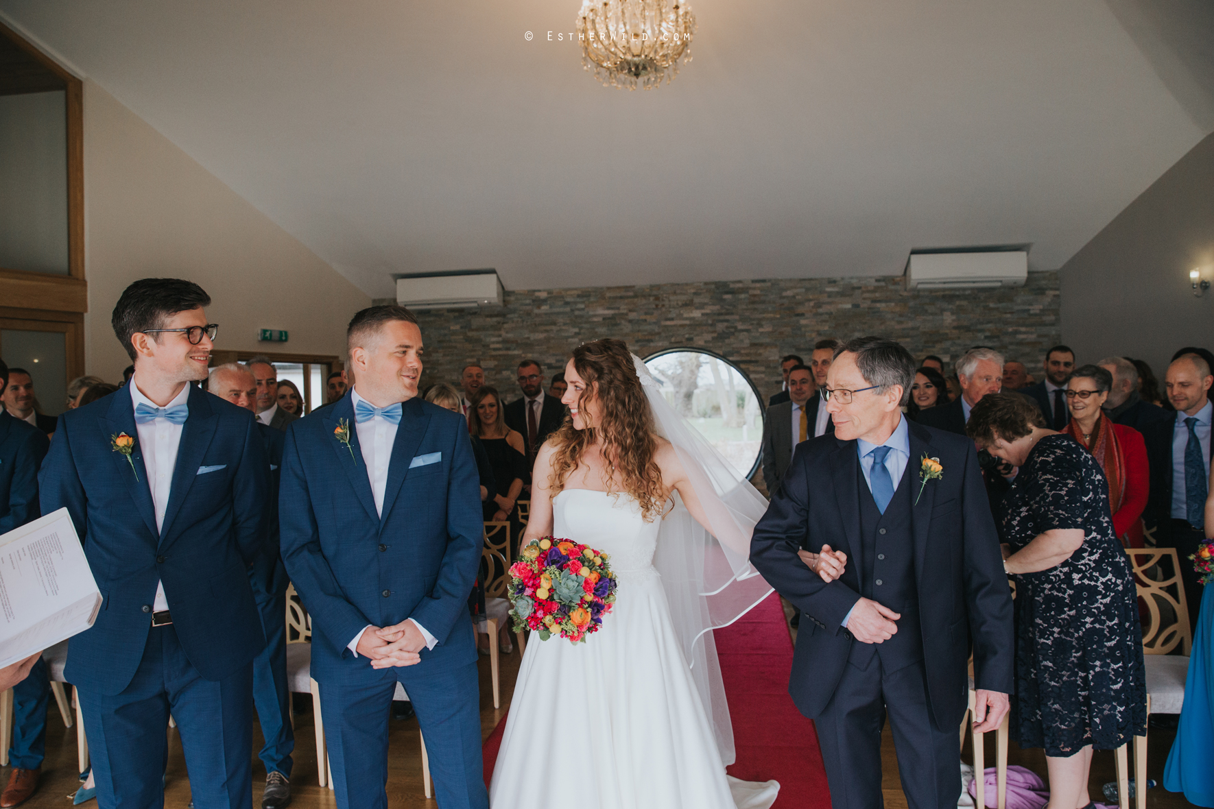 The_BoatHouse_Wedding_Venue_Ormesby_Norfolk_Broads_Boat_Wedding_Photography_Esther_Wild_Photographer_IMG_1040.jpg