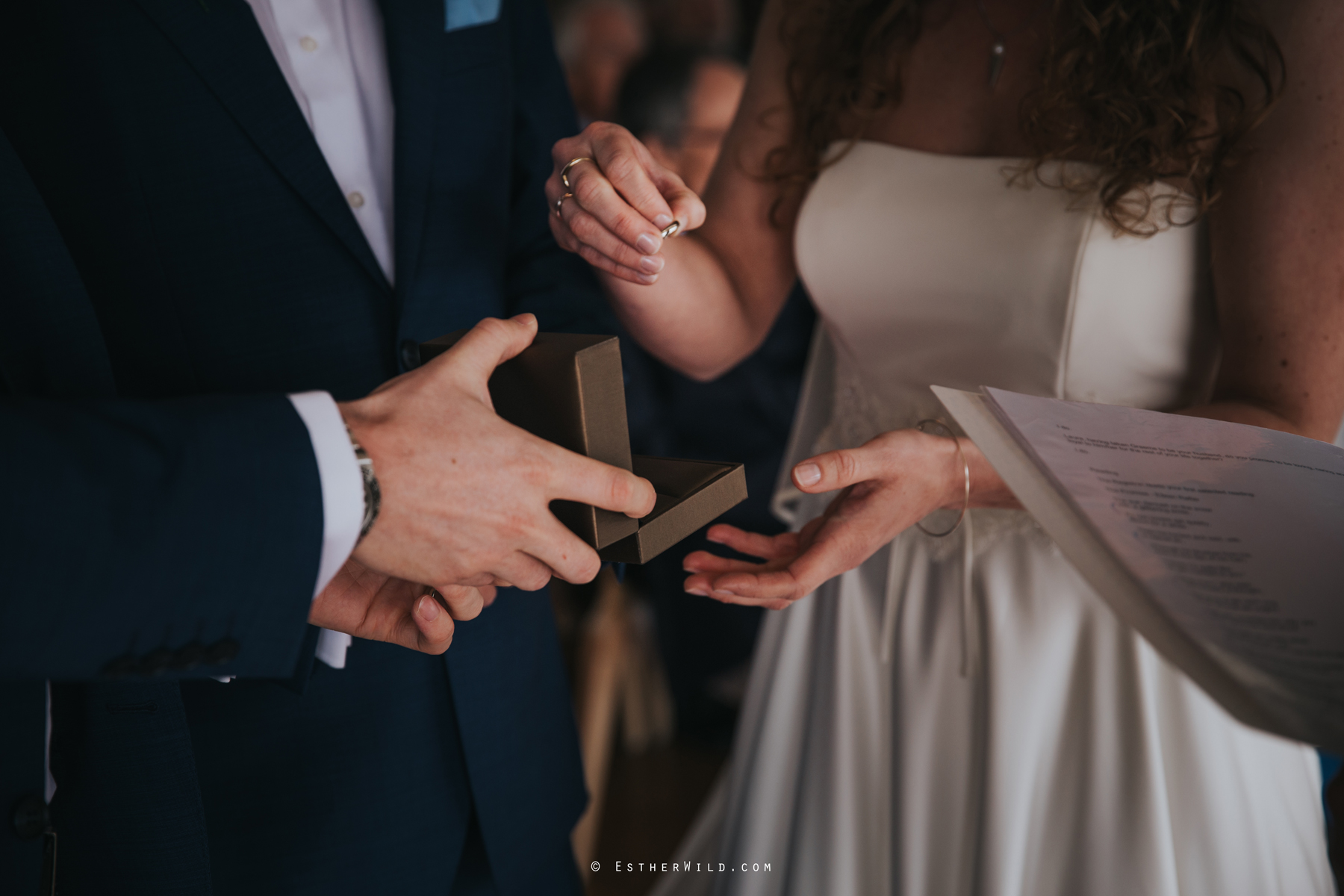 The_BoatHouse_Wedding_Venue_Ormesby_Norfolk_Broads_Boat_Wedding_Photography_Esther_Wild_Photographer_IMG_1120.jpg