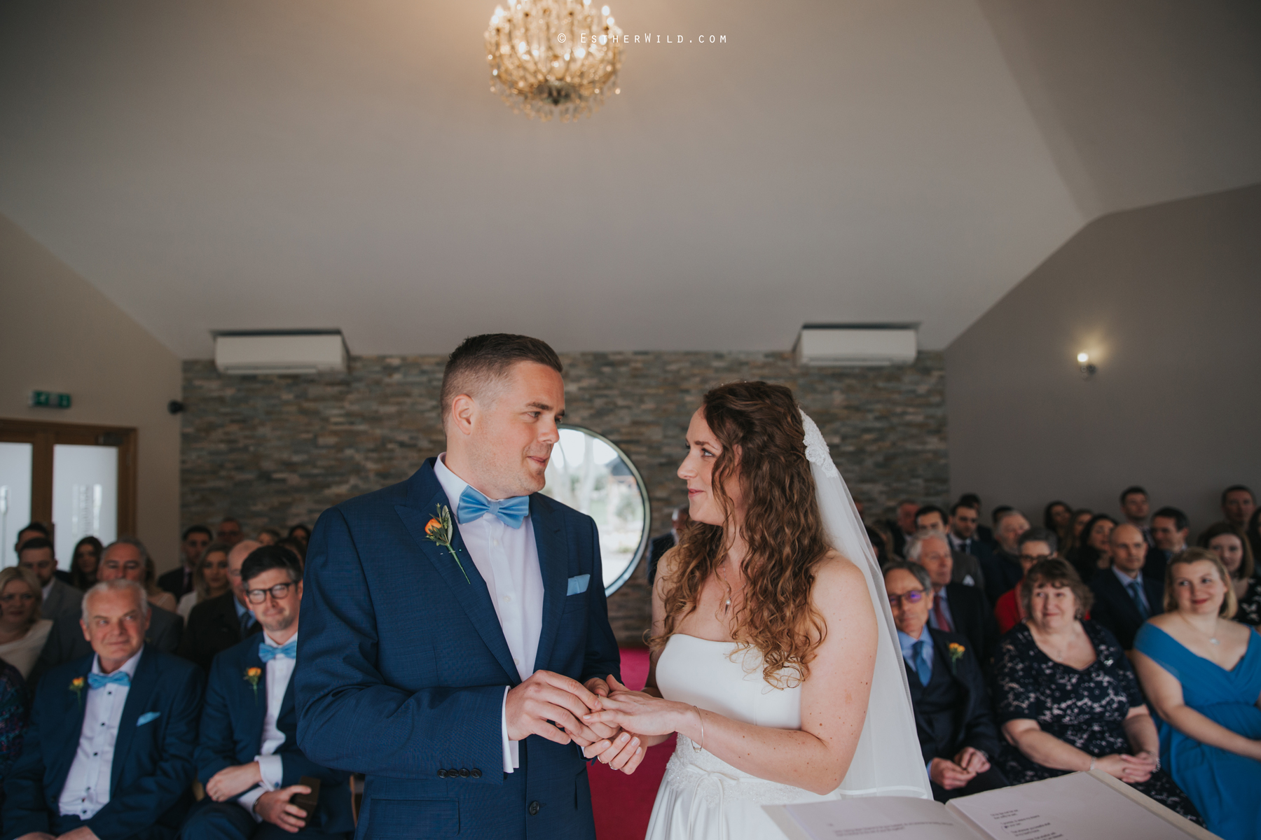 The_BoatHouse_Wedding_Venue_Ormesby_Norfolk_Broads_Boat_Wedding_Photography_Esther_Wild_Photographer_IMG_1126.jpg