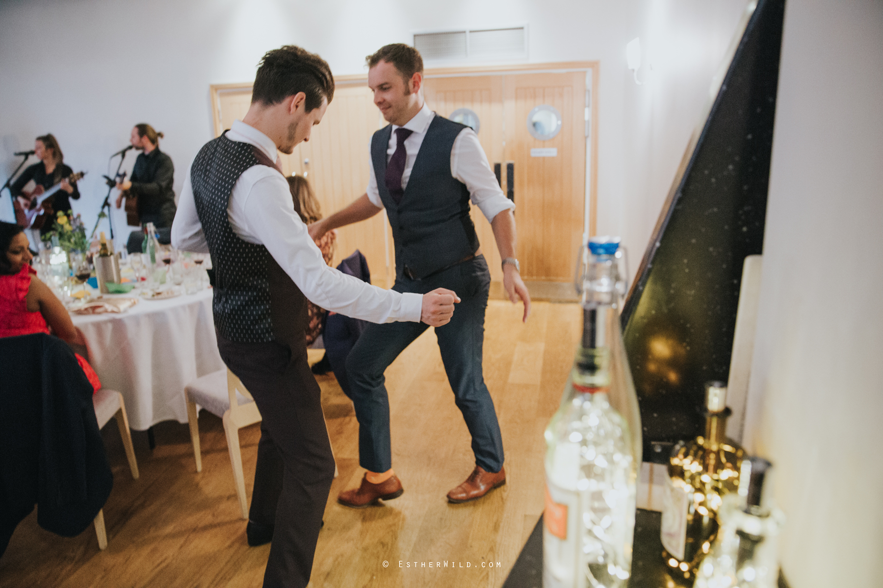 The_BoatHouse_Wedding_Venue_Ormesby_Norfolk_Broads_Boat_Wedding_Photography_Esther_Wild_Photographer_IMG_2891.jpg