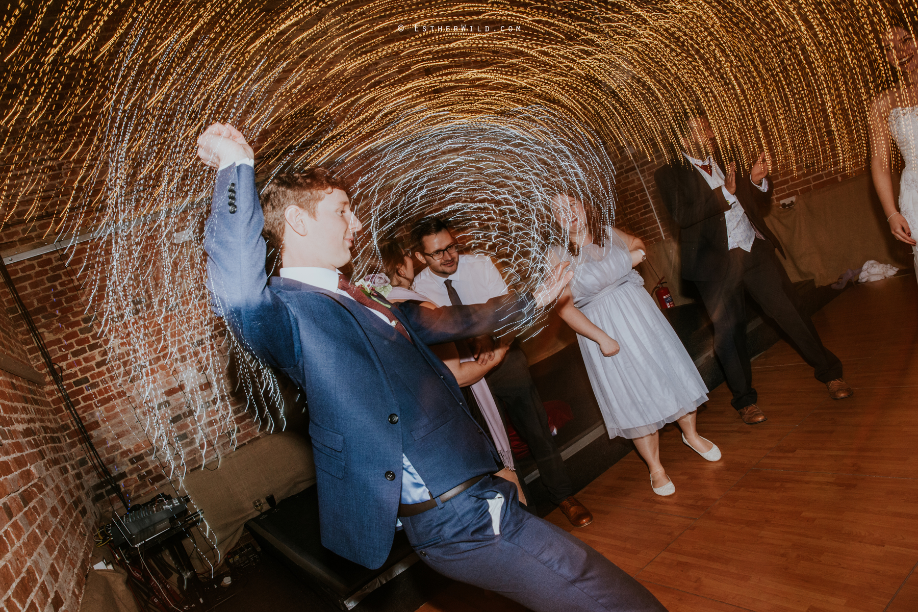 Glebe_Farm_Barn_Rustic_Norfolk_Wedding_Esther_Wild_Photographer_Copyright_IMG_3071.jpg