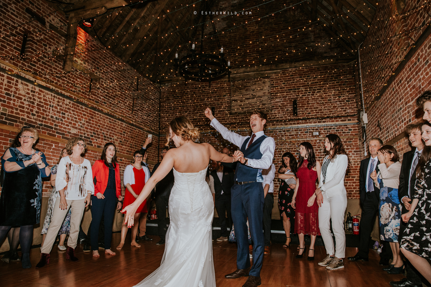 Glebe_Farm_Barn_Rustic_Norfolk_Wedding_Esther_Wild_Photographer_Copyright_IMG_3217.jpg