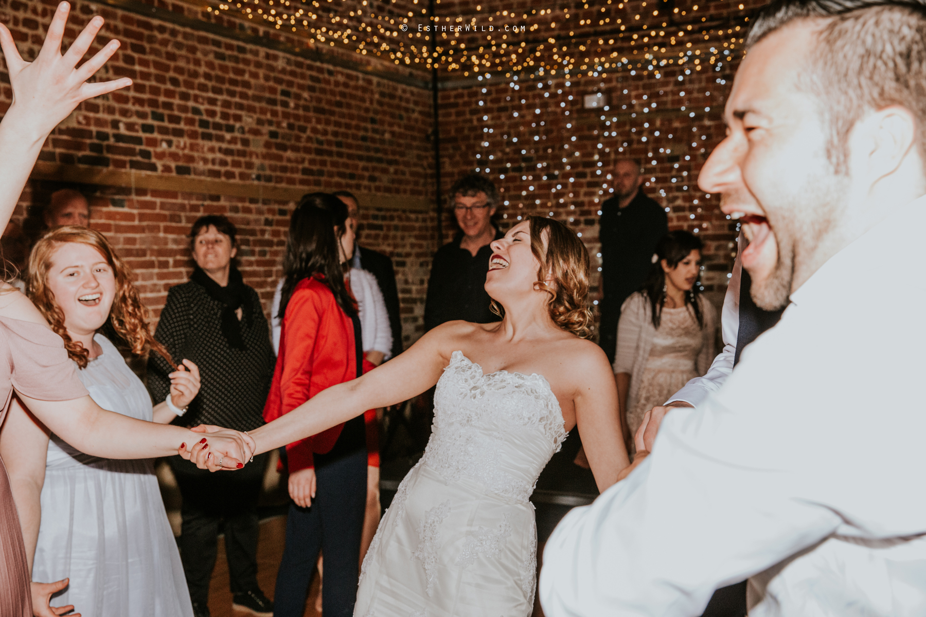 Glebe_Farm_Barn_Rustic_Norfolk_Wedding_Esther_Wild_Photographer_Copyright_IMG_3250.jpg