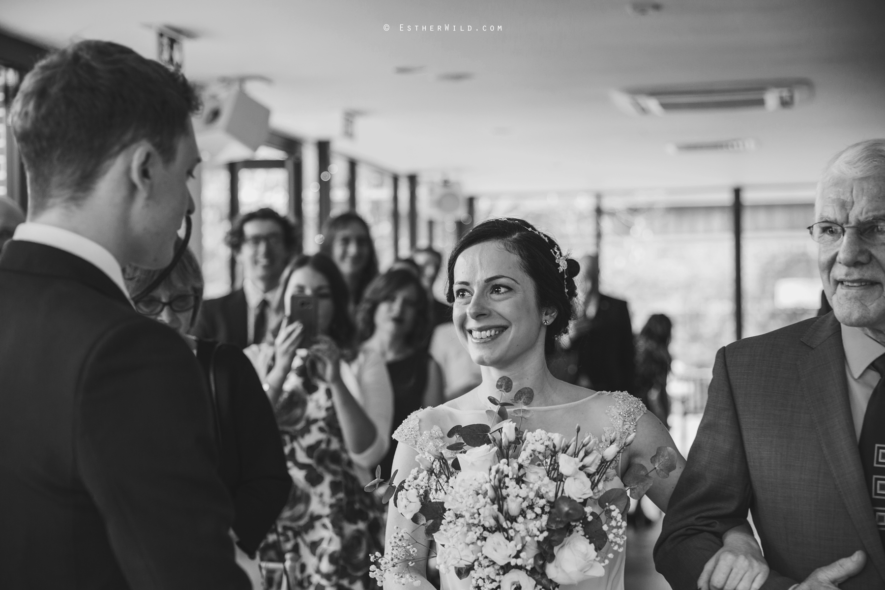 Norfolk_Mead_Hotel_Norwich_Wedding_Esther_Wild_Photographer_Copyright_IMG_0706-1.jpg