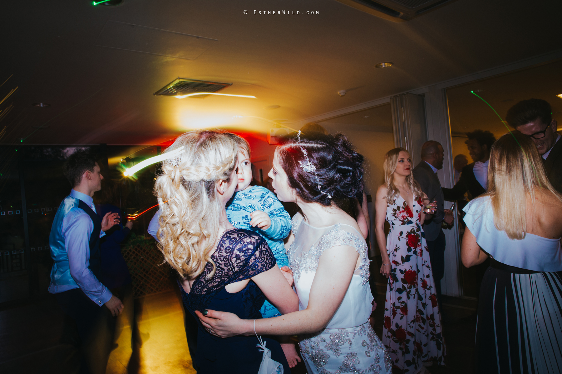 Norfolk_Mead_Hotel_Norwich_Wedding_Esther_Wild_Photographer_Copyright_IMG_3153.jpg