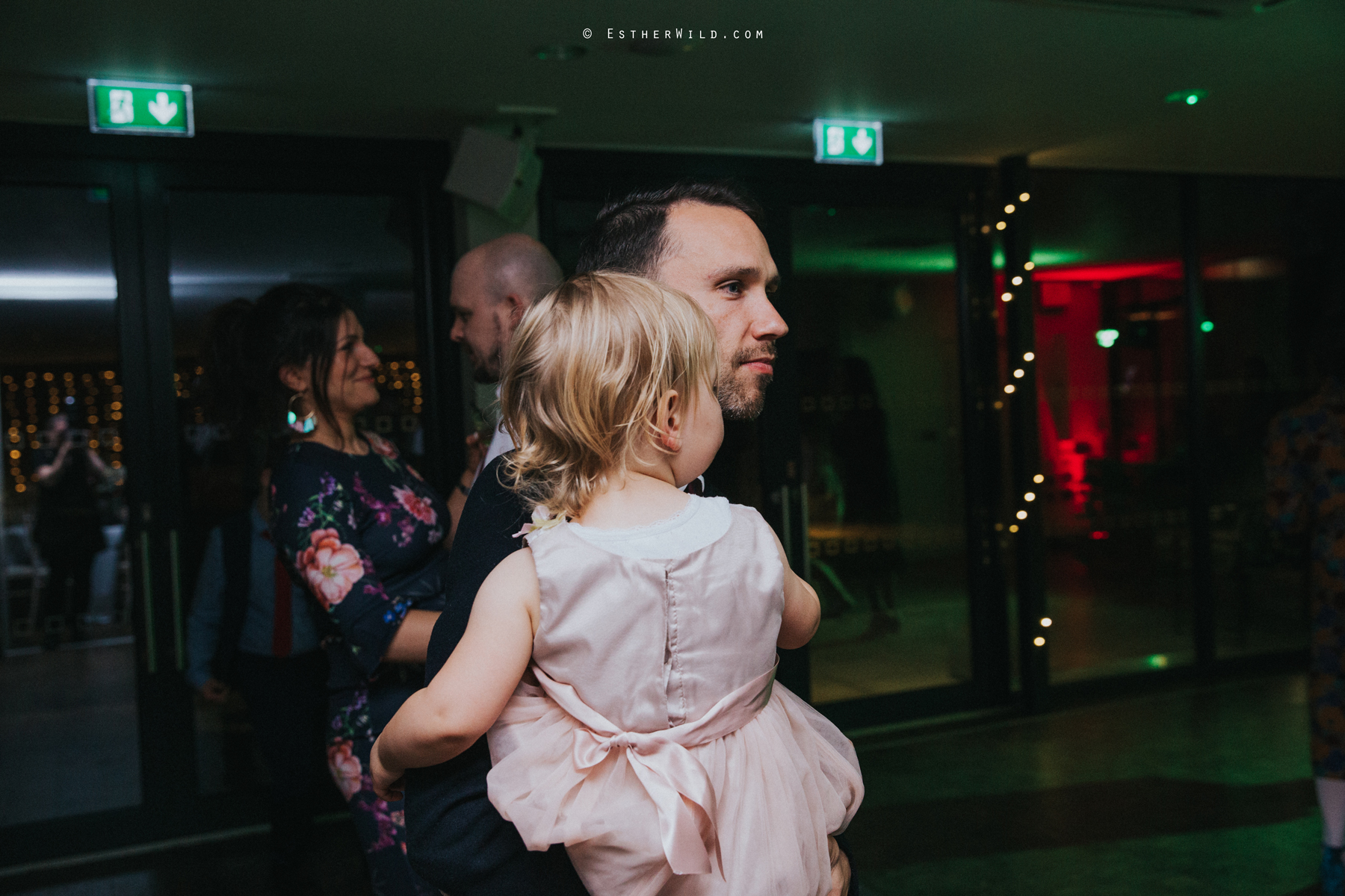 Norfolk_Mead_Hotel_Norwich_Wedding_Esther_Wild_Photographer_Copyright_IMG_3289.jpg