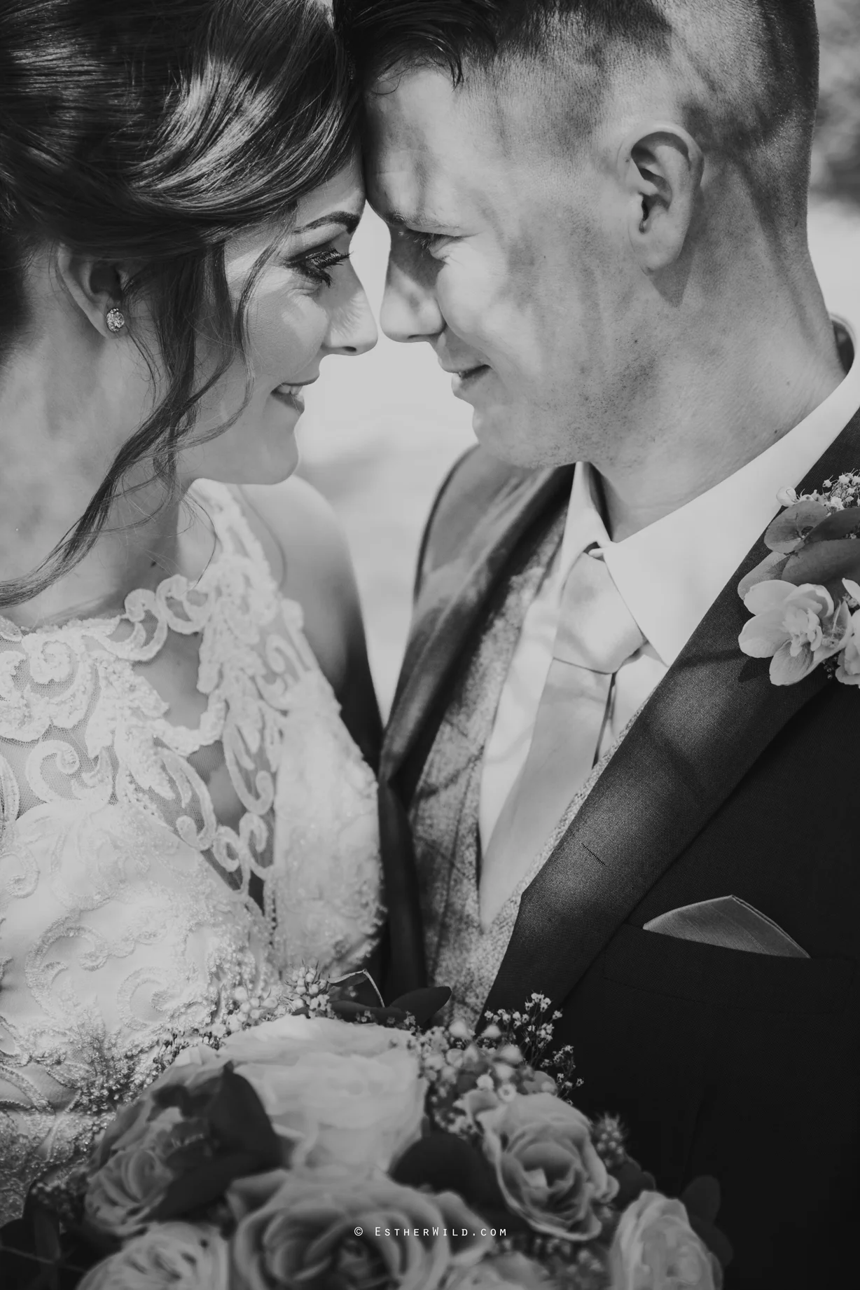 IMG_1014-2Walpole_St_Andrew_Church_Norfolk_Wedding_Copyright_Esther_Wild_Photographer_.jpg