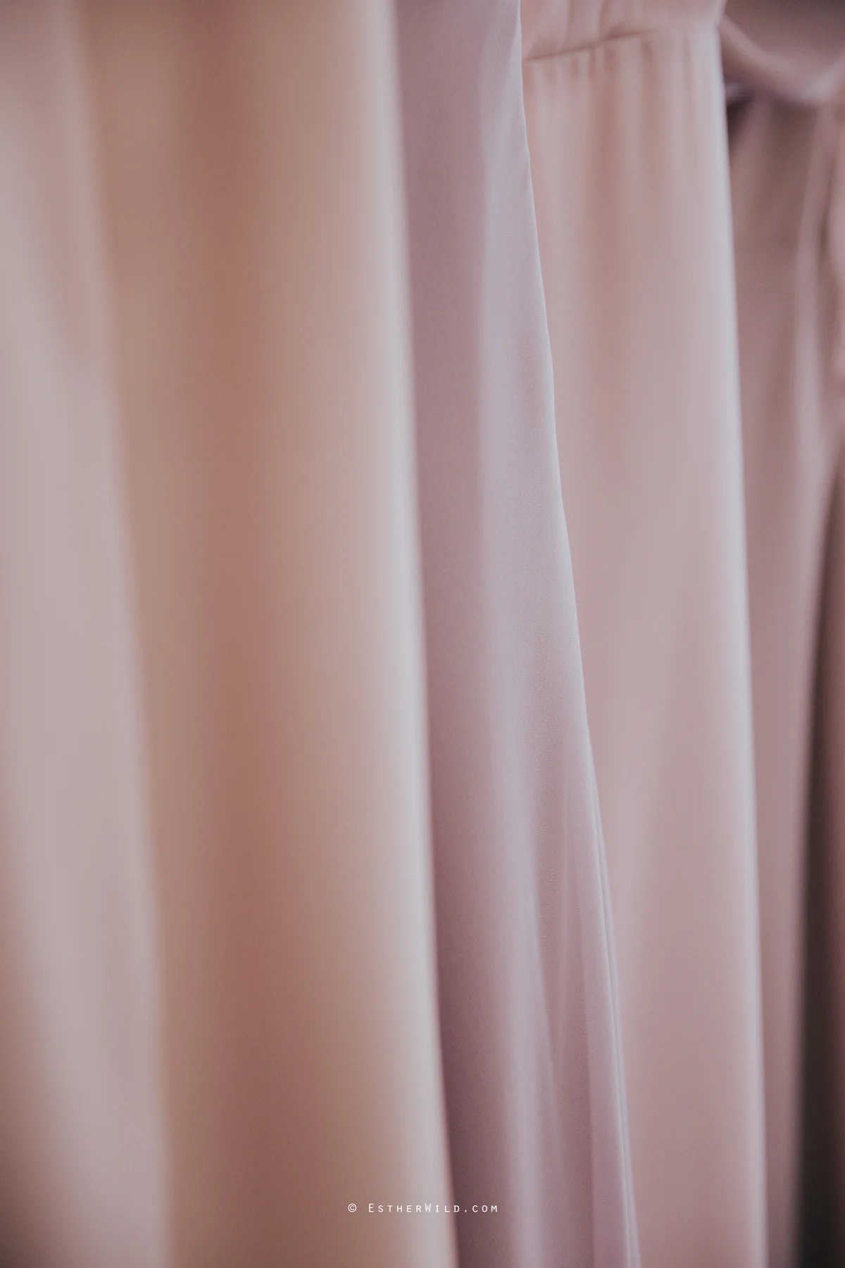 Wootton_Wedding_Copyright_Esther_Wild_Photographer_IMG_0116.jpg