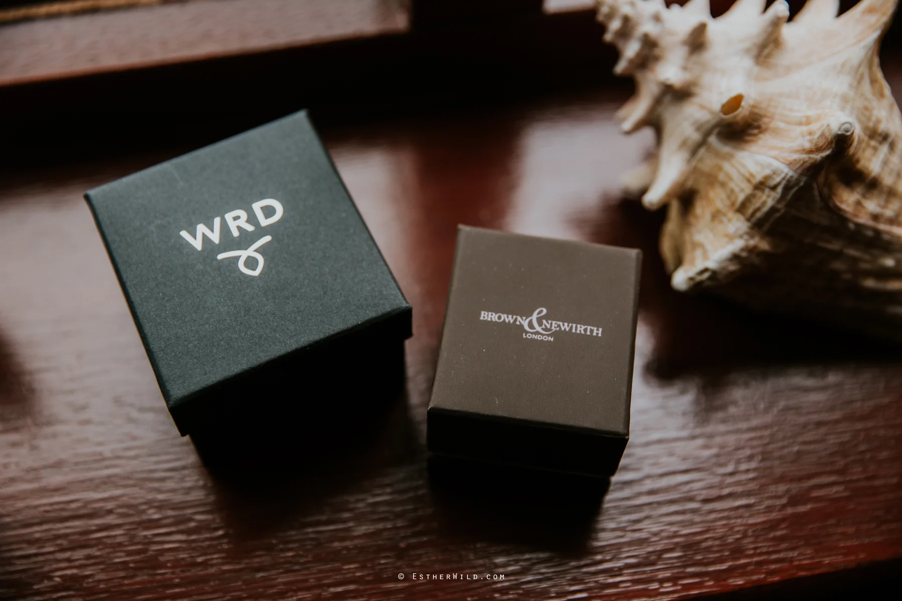 Wootton_Wedding_Copyright_Esther_Wild_Photographer_IMG_0285.jpg