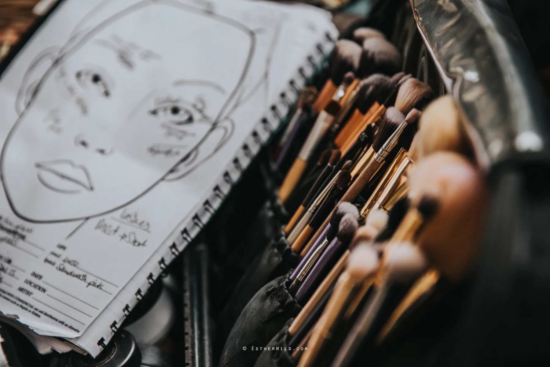 Wootton_Wedding_Copyright_Esther_Wild_Photographer_IMG_0368.jpg