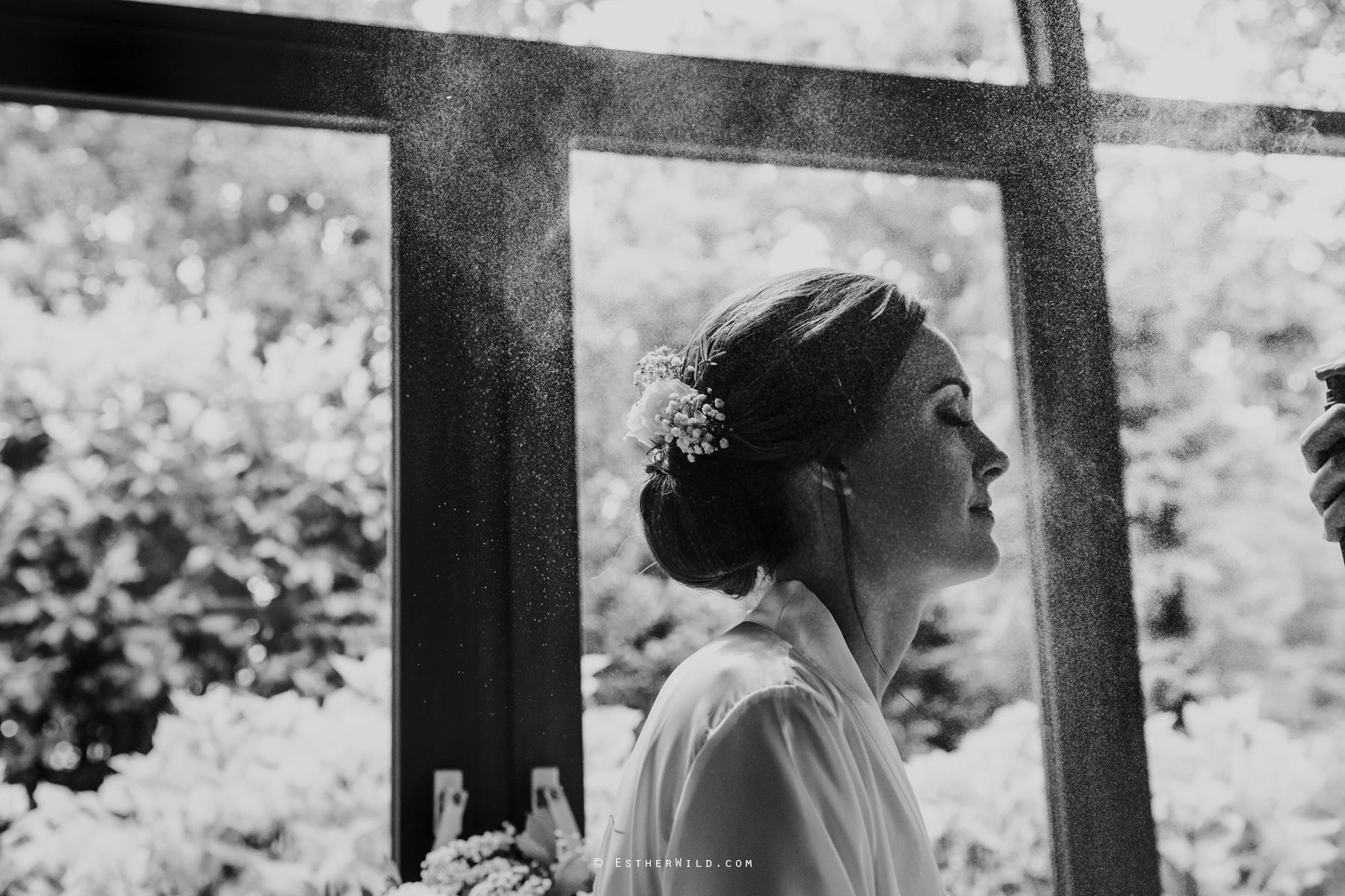 Wootton_Wedding_Copyright_Esther_Wild_Photographer_IMG_0498-2.jpg