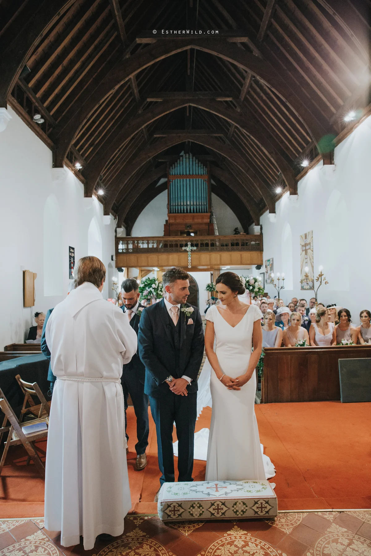 Wootton_Wedding_Copyright_Esther_Wild_Photographer_IMG_0938.jpg
