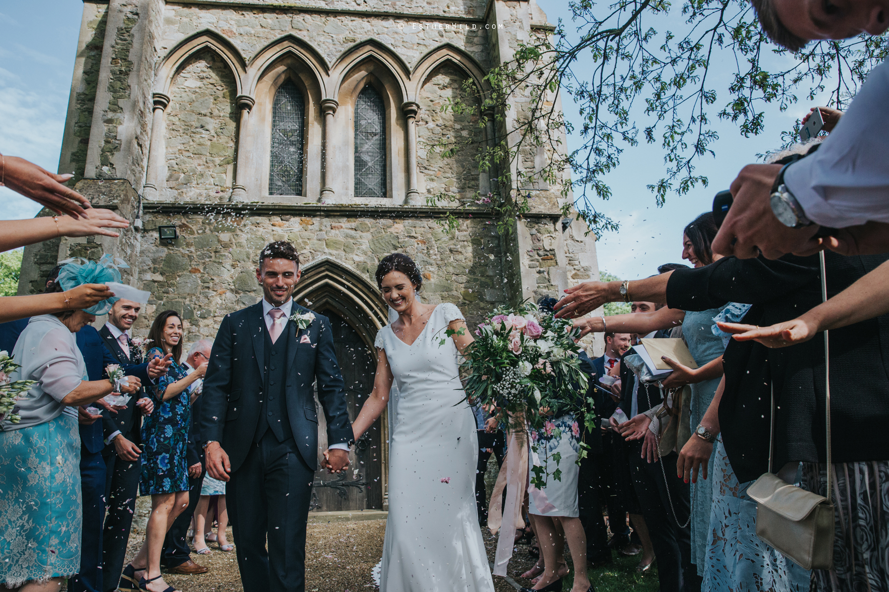 Wootton_Wedding_Copyright_Esther_Wild_Photographer_IMG_1220.jpg