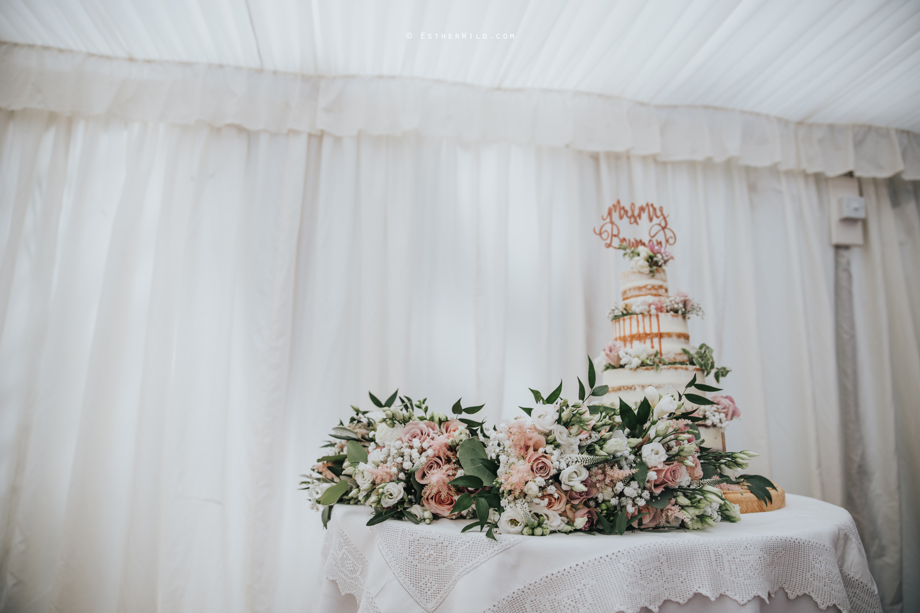 Wootton_Wedding_Copyright_Esther_Wild_Photographer_IMG_1732.jpg