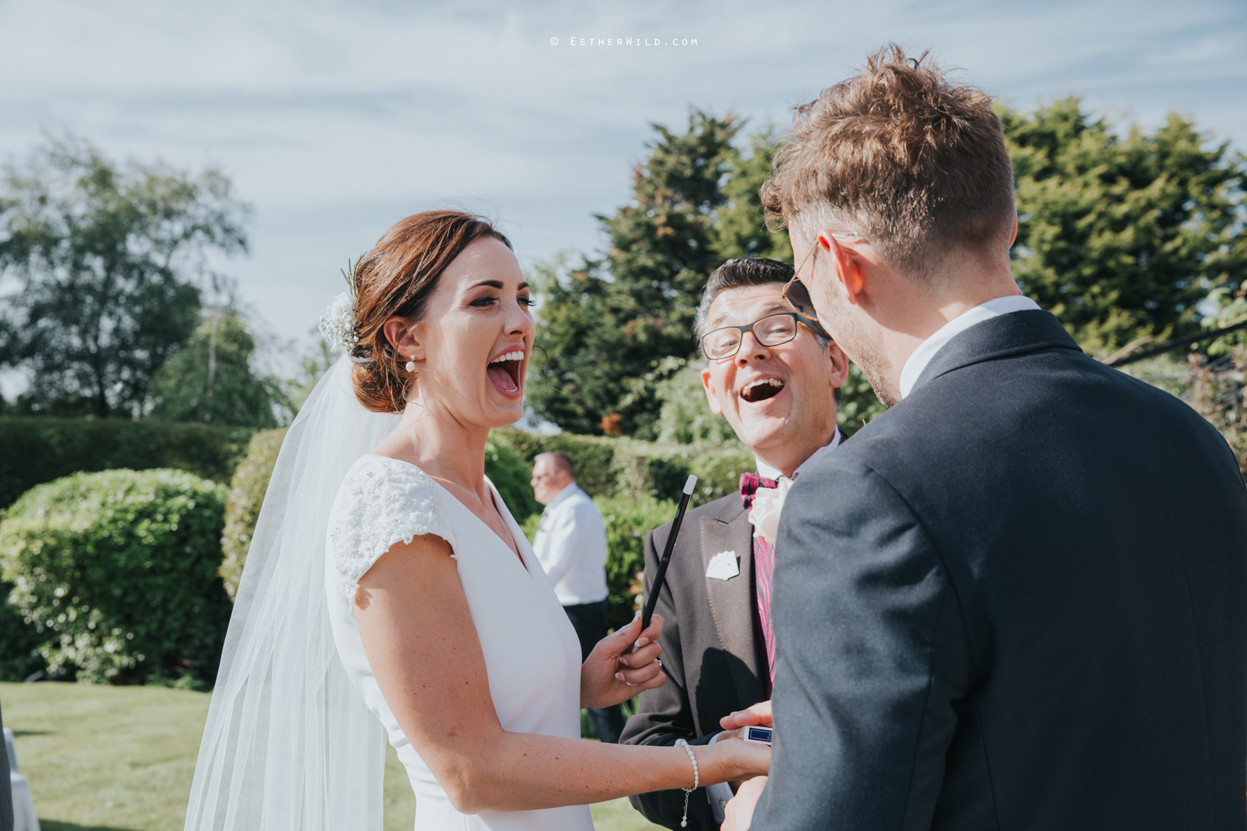 Wootton_Wedding_Copyright_Esther_Wild_Photographer_IMG_2050.jpg