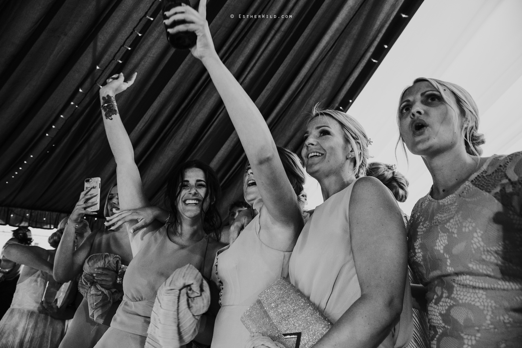 Wootton_Wedding_Copyright_Esther_Wild_Photographer_IMG_3192.jpg