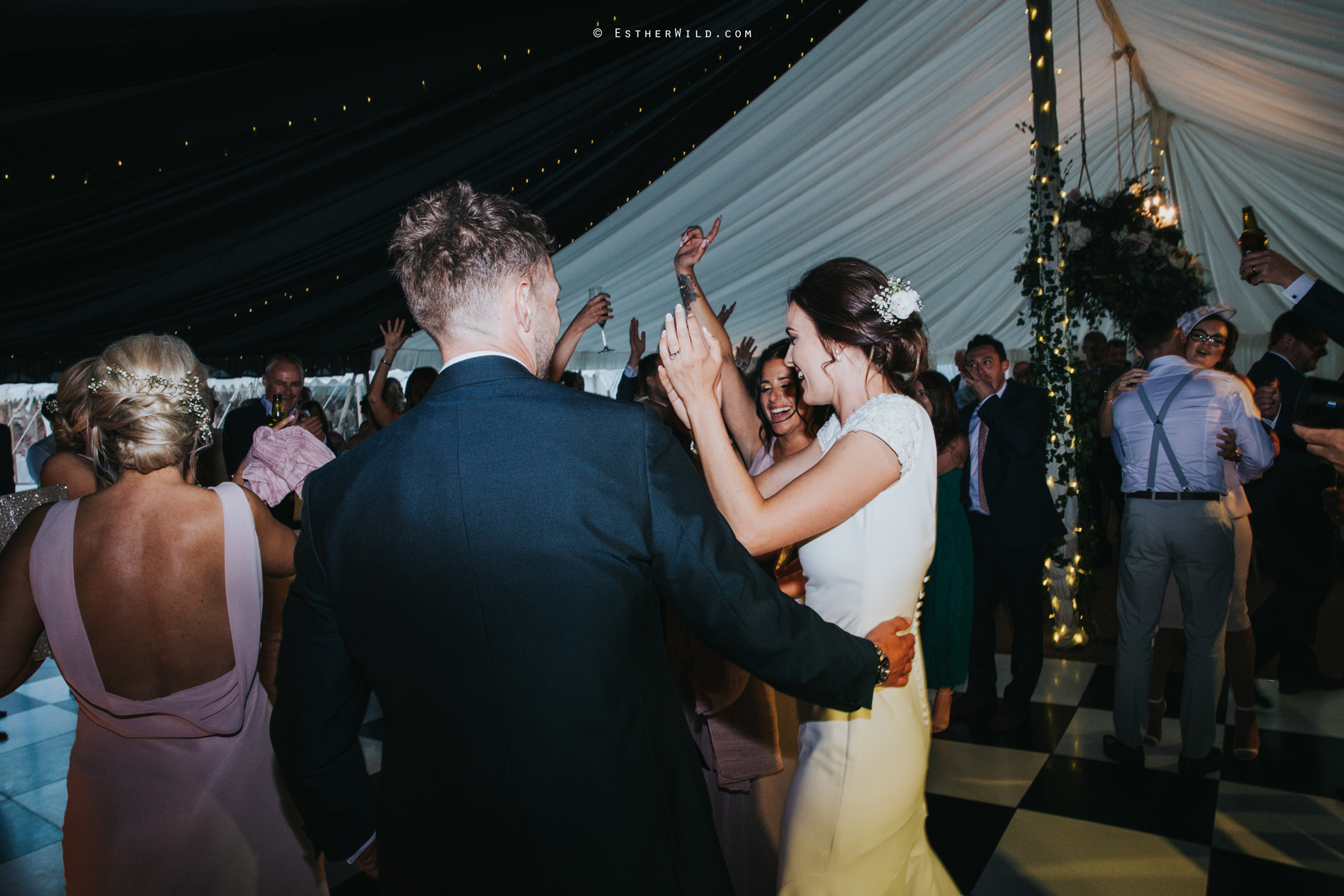 Wootton_Wedding_Copyright_Esther_Wild_Photographer_IMG_3283.jpg