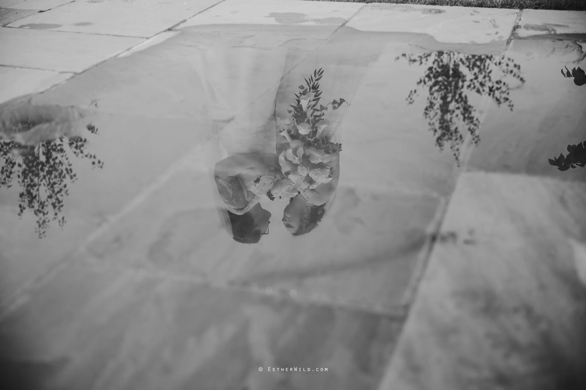 Old_Hall_Ely_Wedding_Esther_Wild_Photographer_IMG_1419-2.jpg